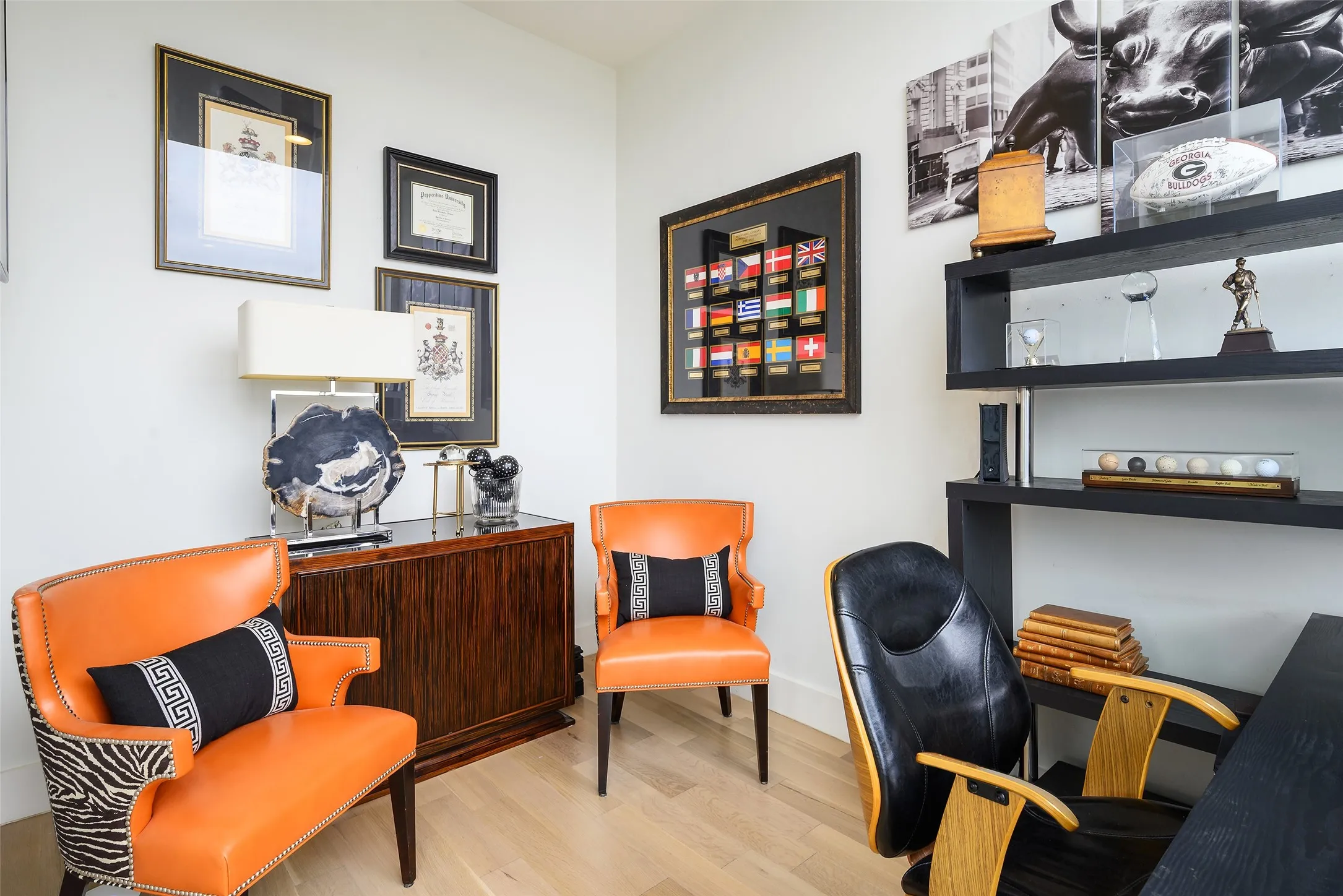 Condominium For Sale in Dallas County , 2200 Victory Avenue 2401, Dallas, Texas 75219, 2 Bedroom, 2 Bathroom, 2 Garage spaces, 1,540 Sqft, built in 2007, mls#21386338, Real Estate Agent in Dallas, Homes For Sale in Dallas county, Homes For Sale in Dallas, Realtor in Dallas Texas, Real Estate Brokerage Independent Realty Texas, Luminita Cordes Realtor