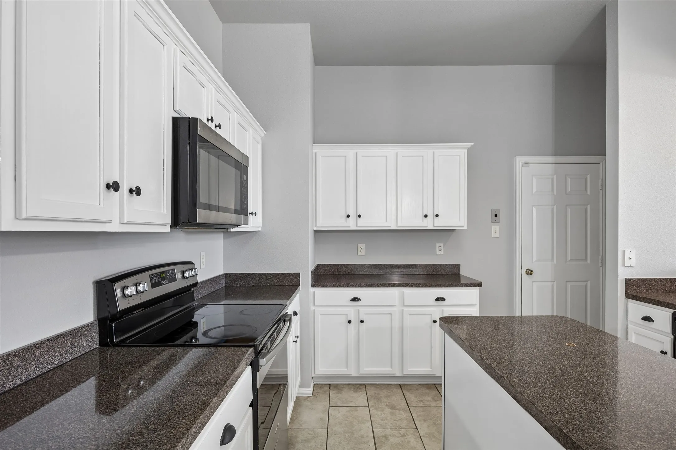 Single Family Residence For Sale in Dallas County , 616 Kari Anne Lane, De Soto, Texas 75115, 4 Bedroom, 2 Bathroom, 2 Garage spaces, 1,804 Sqft, built in 2003, mls#21377146, Real Estate Agent in De Soto, Homes For Sale in Dallas county, Homes For Sale in De Soto, Realtor in De Soto Texas, Real Estate Brokerage Independent Realty Texas, Luminita Cordes Realtor