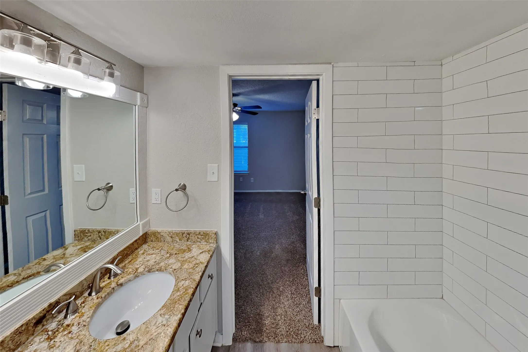 Single Family Residence For Rent in Tarrant County , 4404 Timber Run Drive, Arlington, Texas 76001, 3 Bedroom, 2 Bathroom, 2 Garage spaces, 1,300 Sqft, built in 1986, mls#21387880, Real Estate Agent in Arlington, Homes For Rent in Tarrant county, Homes For Rent in Arlington, Realtor in Arlington Texas, Real Estate Brokerage Independent Realty Texas, Luminita Cordes Realtor