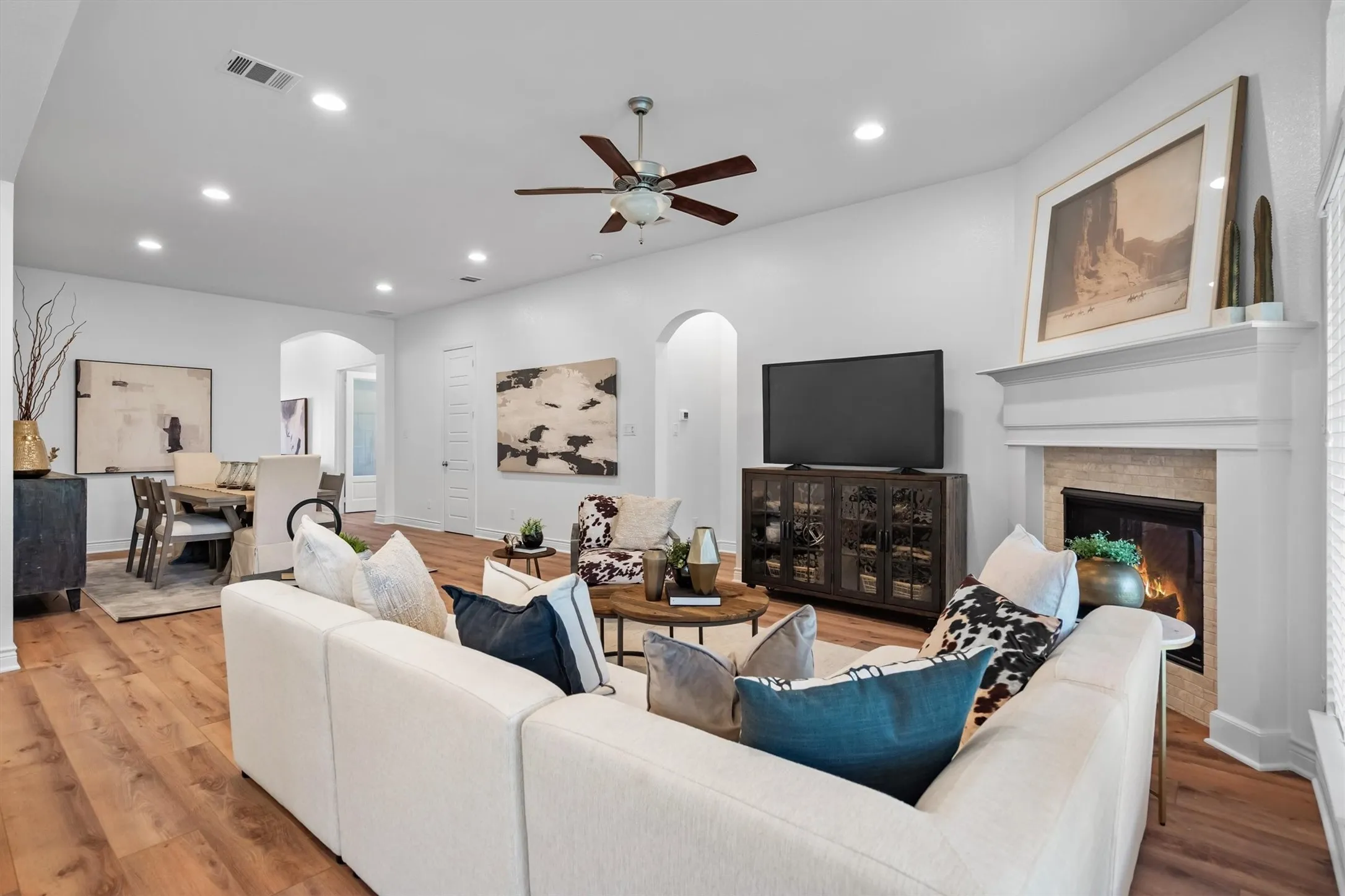 Single Family Residence For Sale in Denton County , 3728 Birch Wood Court, Northlake, Texas 76226, 4 Bedroom, 3 Bathroom, 2 Garage spaces, 2,376 Sqft, built in 2018, mls#21382832, Real Estate Agent in Northlake, Homes For Sale in Denton county, Homes For Sale in Northlake, Realtor in Northlake Texas, Real Estate Brokerage Independent Realty Texas, Luminita Cordes Realtor