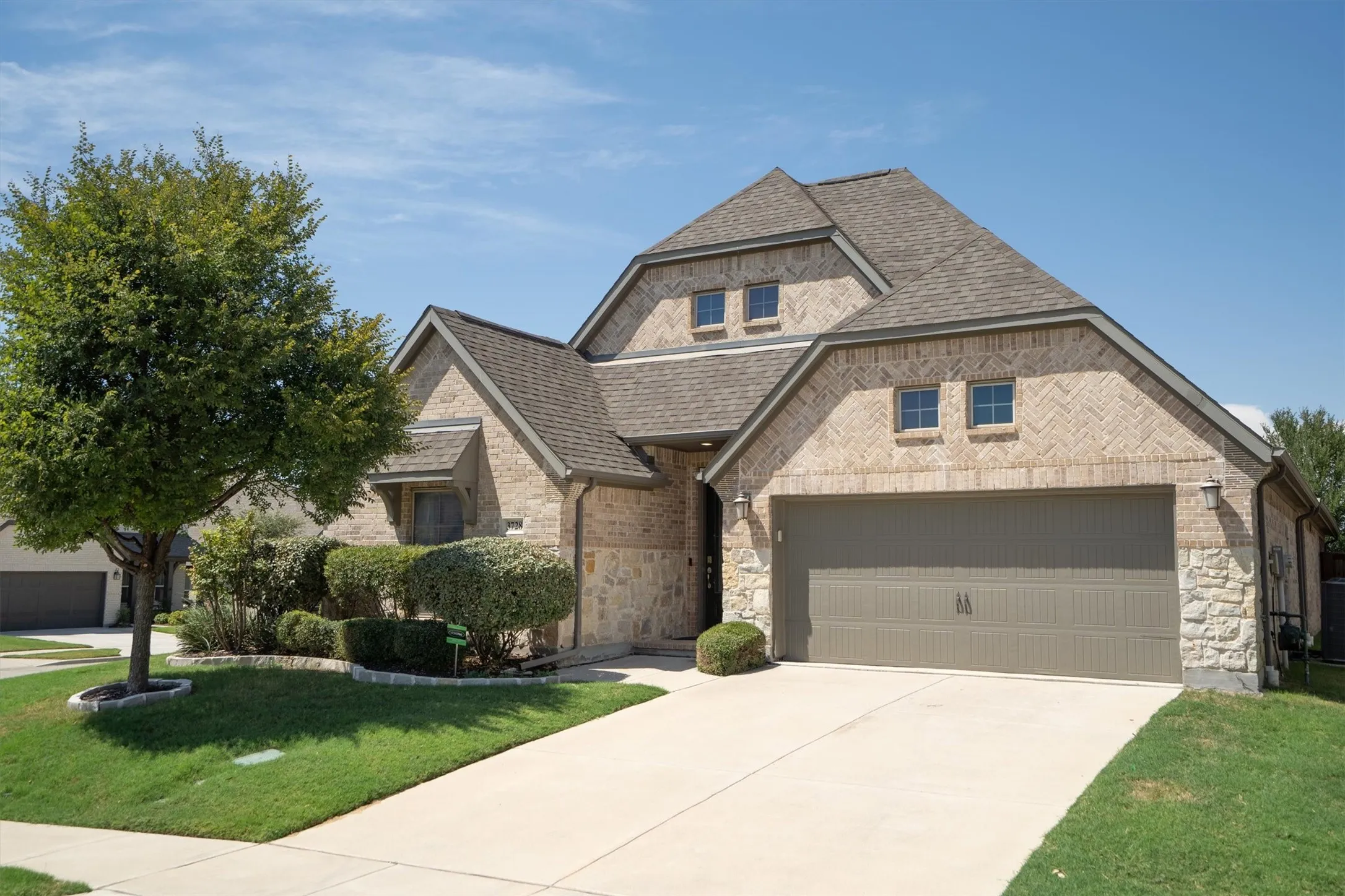 Single Family Residence For Sale in Denton County , 3728 Birch Wood Court, Northlake, Texas 76226, 4 Bedroom, 3 Bathroom, 2 Garage spaces, 2,376 Sqft, built in 2018, mls#21382832, Real Estate Agent in Northlake, Homes For Sale in Denton county, Homes For Sale in Northlake, Realtor in Northlake Texas, Real Estate Brokerage Independent Realty Texas, Luminita Cordes Realtor