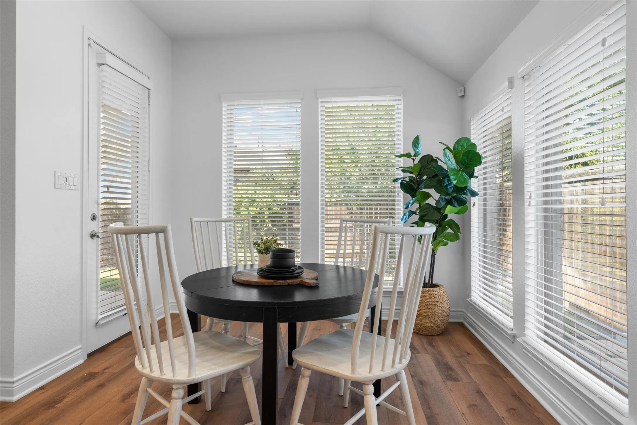 Single Family Residence For Sale in Denton County , 3728 Birch Wood Court, Northlake, Texas 76226, 4 Bedroom, 3 Bathroom, 2 Garage spaces, 2,376 Sqft, built in 2018, mls#21382832, Real Estate Agent in Northlake, Homes For Sale in Denton county, Homes For Sale in Northlake, Realtor in Northlake Texas, Real Estate Brokerage Independent Realty Texas, Luminita Cordes Realtor