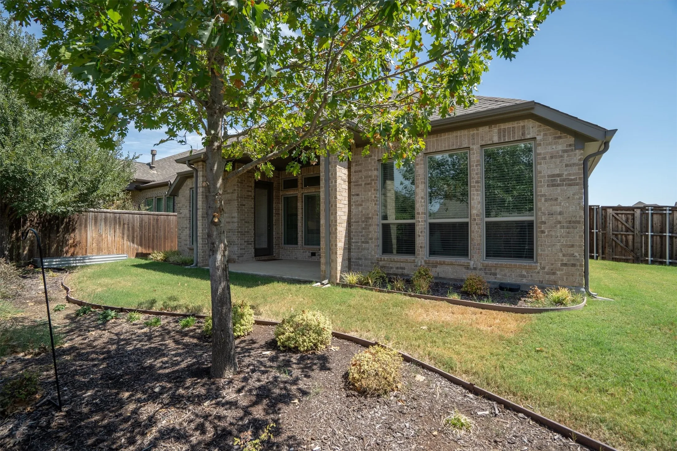 Single Family Residence For Sale in Denton County , 3728 Birch Wood Court, Northlake, Texas 76226, 4 Bedroom, 3 Bathroom, 2 Garage spaces, 2,376 Sqft, built in 2018, mls#21382832, Real Estate Agent in Northlake, Homes For Sale in Denton county, Homes For Sale in Northlake, Realtor in Northlake Texas, Real Estate Brokerage Independent Realty Texas, Luminita Cordes Realtor