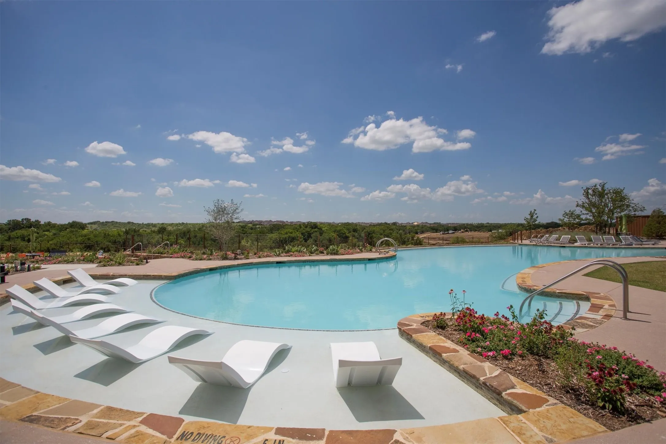 Single Family Residence For Sale in Denton County , 3728 Birch Wood Court, Northlake, Texas 76226, 4 Bedroom, 3 Bathroom, 2 Garage spaces, 2,376 Sqft, built in 2018, mls#21382832, Real Estate Agent in Northlake, Homes For Sale in Denton county, Homes For Sale in Northlake, Realtor in Northlake Texas, Real Estate Brokerage Independent Realty Texas, Luminita Cordes Realtor