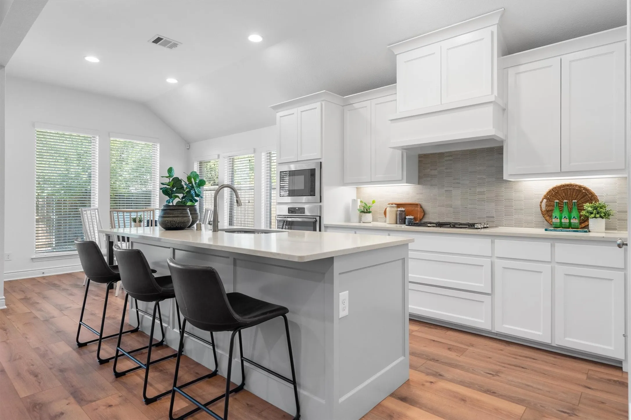 Single Family Residence For Sale in Denton County , 3728 Birch Wood Court, Northlake, Texas 76226, 4 Bedroom, 3 Bathroom, 2 Garage spaces, 2,376 Sqft, built in 2018, mls#21382832, Real Estate Agent in Northlake, Homes For Sale in Denton county, Homes For Sale in Northlake, Realtor in Northlake Texas, Real Estate Brokerage Independent Realty Texas, Luminita Cordes Realtor