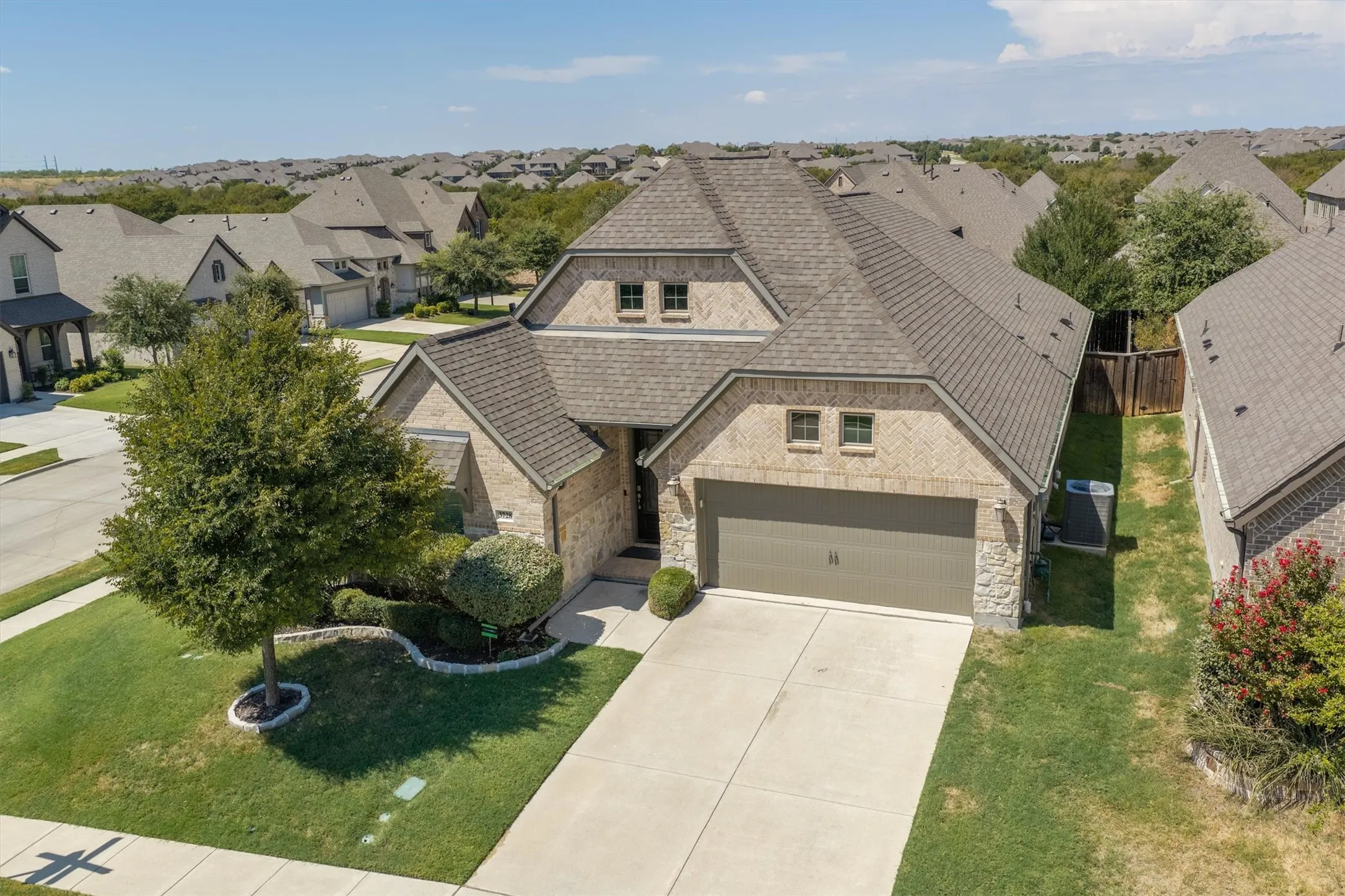 Single Family Residence For Sale in Denton County , 3728 Birch Wood Court, Northlake, Texas 76226, 4 Bedroom, 3 Bathroom, 2 Garage spaces, 2,376 Sqft, built in 2018, mls#21382832, Real Estate Agent in Northlake, Homes For Sale in Denton county, Homes For Sale in Northlake, Realtor in Northlake Texas, Real Estate Brokerage Independent Realty Texas, Luminita Cordes Realtor