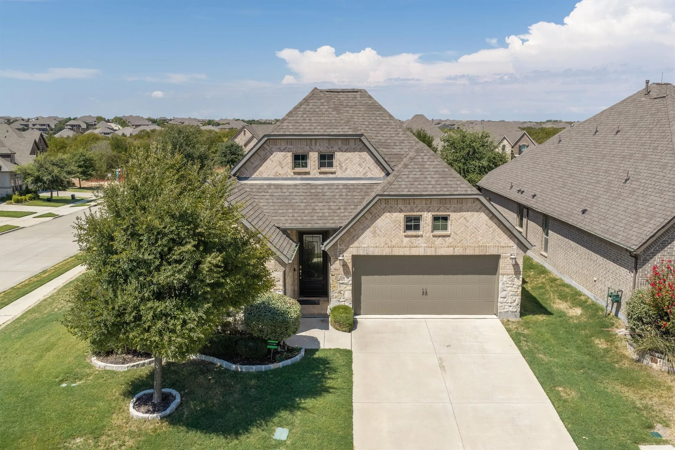 Single Family Residence For Sale in Denton County , 3728 Birch Wood Court, Northlake, Texas 76226, 4 Bedroom, 3 Bathroom, 2 Garage spaces, 2,376 Sqft, built in 2018, mls#21382832, Real Estate Agent in Northlake, Homes For Sale in Denton county, Homes For Sale in Northlake, Realtor in Northlake Texas, Real Estate Brokerage Independent Realty Texas, Luminita Cordes Realtor