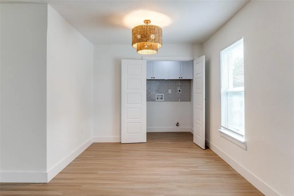 Single Family Residence For Rent in Dallas County , 10733 Sandalwood Drive, Dallas, Texas 75228, 4 Bedroom, 2 Bathroom, Garage spaces, 1,439 Sqft, built in 1954, mls#21387898, Real Estate Agent in Dallas, Homes For Rent in Dallas county, Homes For Rent in Dallas, Realtor in Dallas Texas, Real Estate Brokerage Independent Realty Texas, Luminita Cordes Realtor