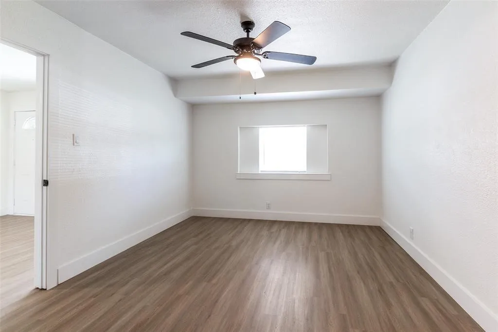 Single Family Residence For Rent in Dallas County , 10733 Sandalwood Drive, Dallas, Texas 75228, 4 Bedroom, 2 Bathroom, Garage spaces, 1,439 Sqft, built in 1954, mls#21387898, Real Estate Agent in Dallas, Homes For Rent in Dallas county, Homes For Rent in Dallas, Realtor in Dallas Texas, Real Estate Brokerage Independent Realty Texas, Luminita Cordes Realtor