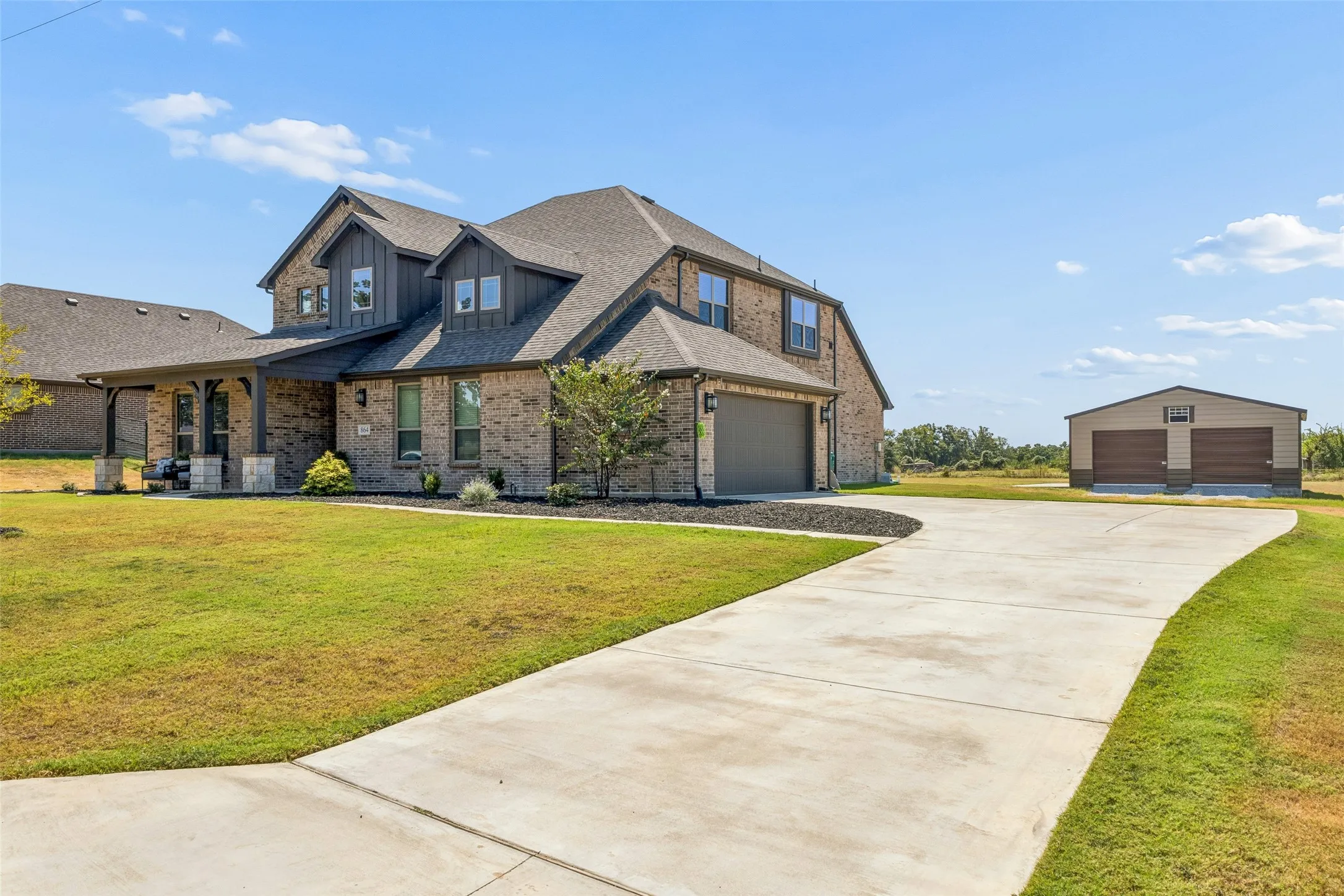 Single Family Residence For Sale in Grayson County , 864 Shadow Valley Road, Whitesboro, Texas 76273, 4 Bedroom, 4 Bathroom, 6 Garage spaces, 3,277 Sqft, built in 2024, mls#21384115, Real Estate Agent in Whitesboro, Homes For Sale in Grayson county, Homes For Sale in Whitesboro, Realtor in Whitesboro Texas, Real Estate Brokerage Independent Realty Texas, Luminita Cordes Realtor
