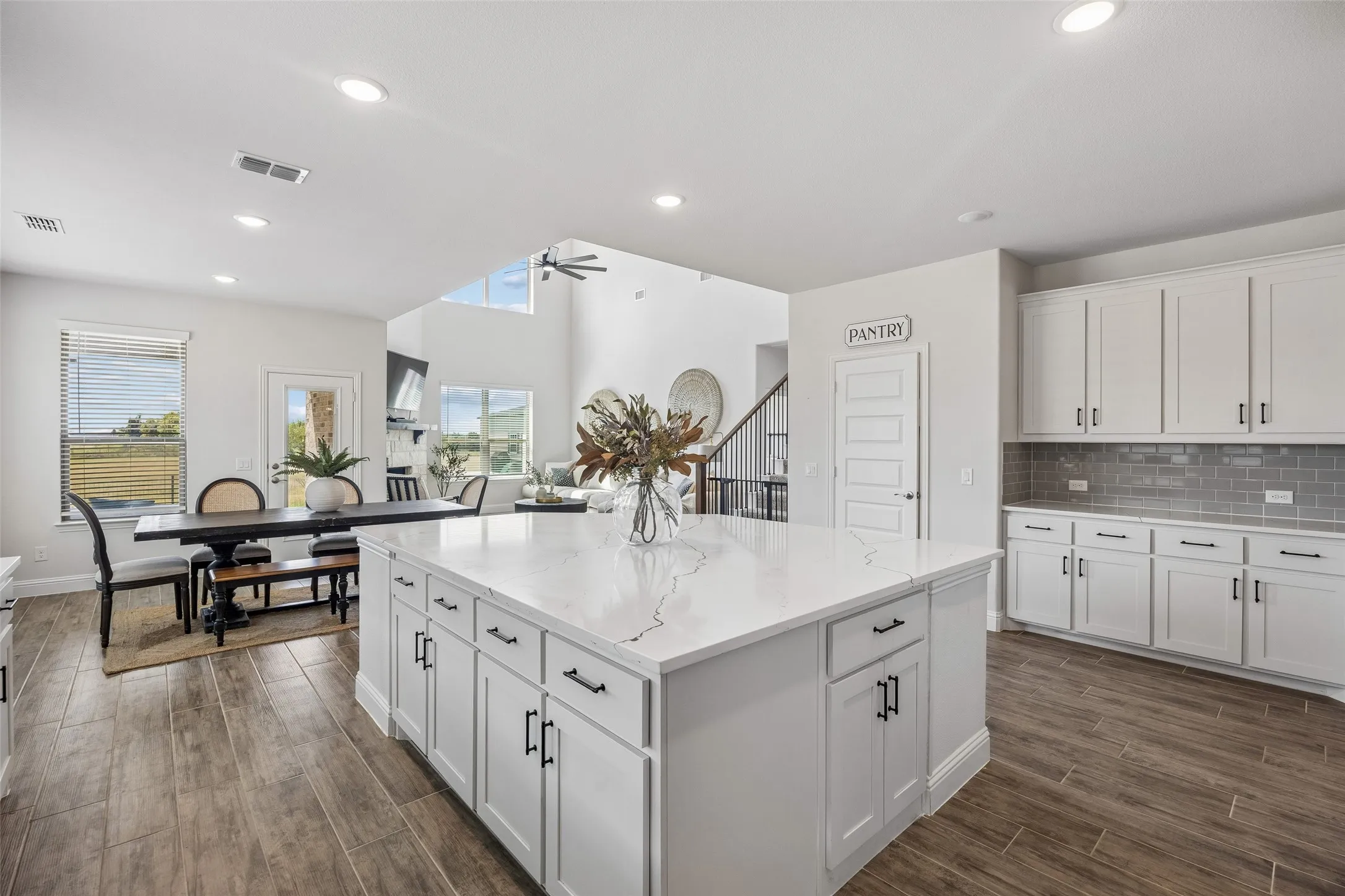 Single Family Residence For Sale in Grayson County , 864 Shadow Valley Road, Whitesboro, Texas 76273, 4 Bedroom, 4 Bathroom, 6 Garage spaces, 3,277 Sqft, built in 2024, mls#21384115, Real Estate Agent in Whitesboro, Homes For Sale in Grayson county, Homes For Sale in Whitesboro, Realtor in Whitesboro Texas, Real Estate Brokerage Independent Realty Texas, Luminita Cordes Realtor