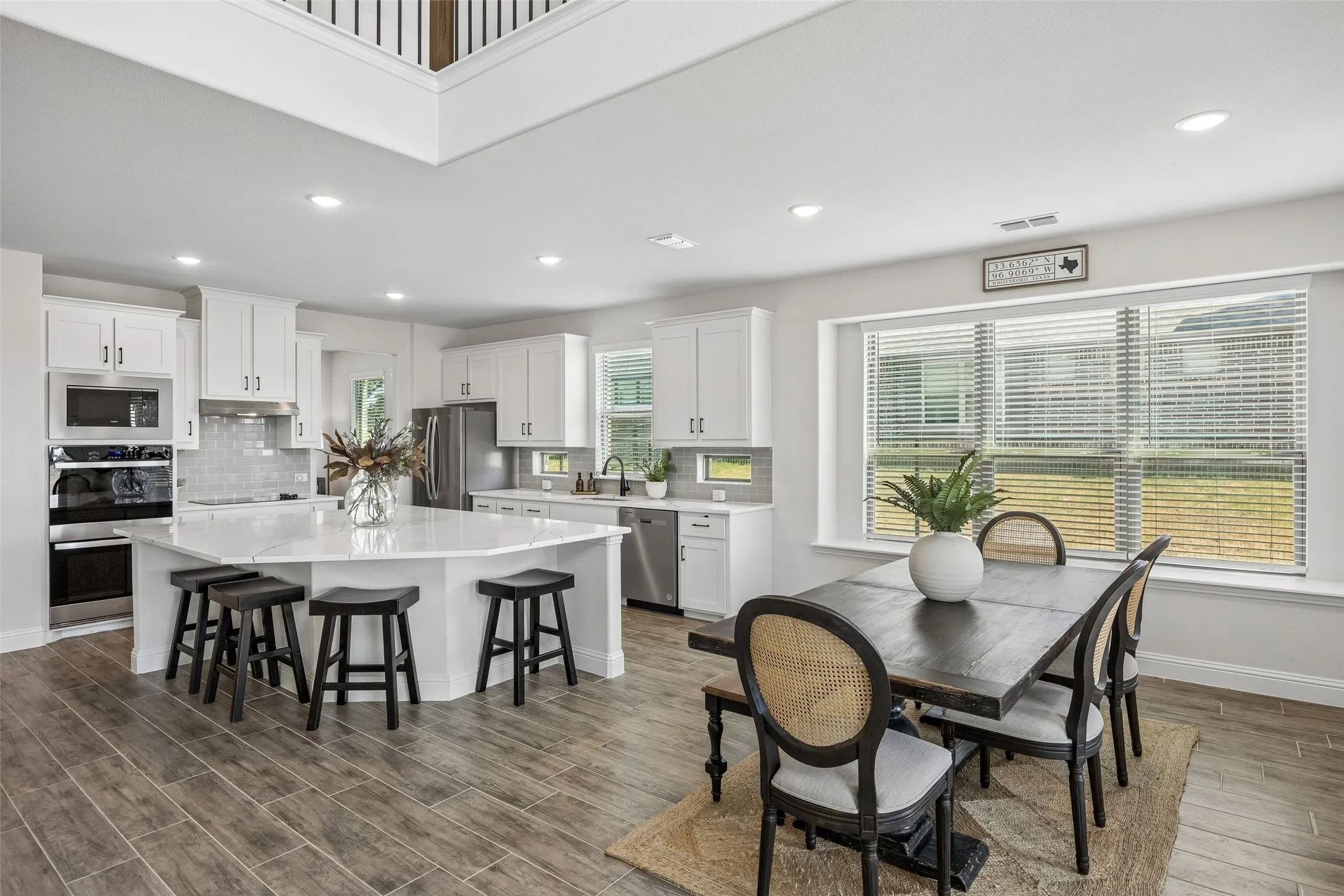 Single Family Residence For Sale in Grayson County , 864 Shadow Valley Road, Whitesboro, Texas 76273, 4 Bedroom, 4 Bathroom, 6 Garage spaces, 3,277 Sqft, built in 2024, mls#21384115, Real Estate Agent in Whitesboro, Homes For Sale in Grayson county, Homes For Sale in Whitesboro, Realtor in Whitesboro Texas, Real Estate Brokerage Independent Realty Texas, Luminita Cordes Realtor