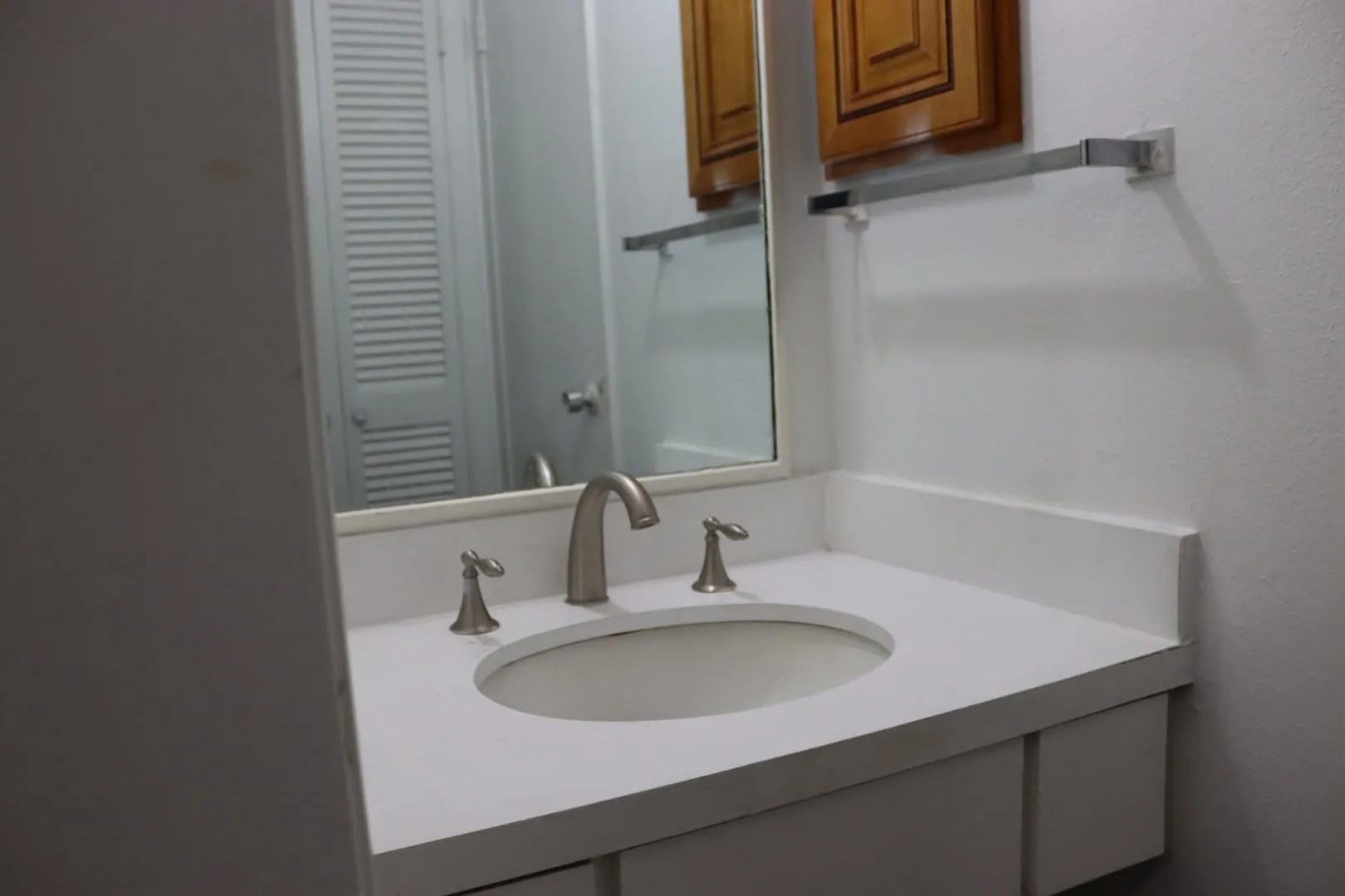 Condominium For Sale in Dallas County , 928 S Weatherred Drive, Richardson, Texas 75080, 2 Bedroom, 2 Bathroom, 2 Garage spaces, 958 Sqft, built in 1964, mls#21384814, Real Estate Agent in Richardson, Homes For Sale in Dallas county, Homes For Sale in Richardson, Realtor in Richardson Texas, Real Estate Brokerage Independent Realty Texas, Luminita Cordes Realtor