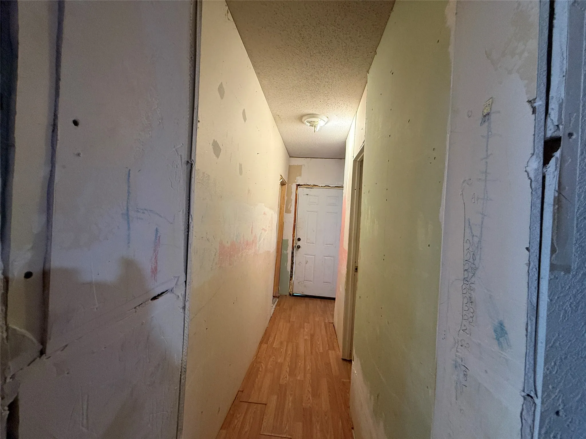 Single Family Residence For Sale in Anderson County , 109 E Gooch Street, Palestine, Texas 75801, 3 Bedroom, 2 Bathroom, Garage spaces, 1,206 Sqft, built in 1975, mls#21385702, Real Estate Agent in Palestine, Homes For Sale in Anderson county, Homes For Sale in Palestine, Realtor in Palestine Texas, Real Estate Brokerage Independent Realty Texas, Luminita Cordes Realtor