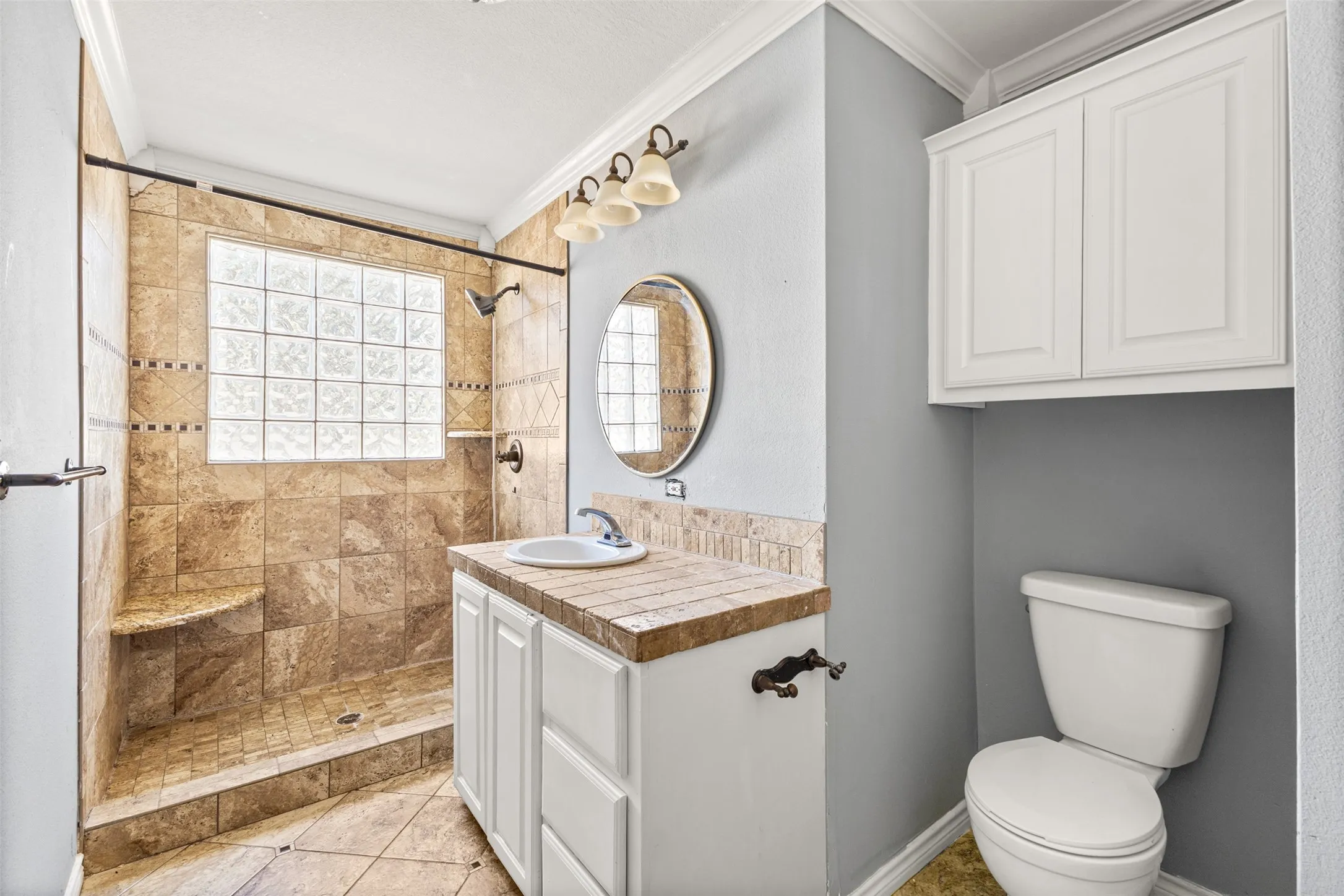 Single Family Residence For Sale in Navarro County , 1440 Columbia Avenue, Corsicana, Texas 75110, 4 Bedroom, 3 Bathroom, 2 Garage spaces, 3,787 Sqft, built in 1956, mls#21382284, Real Estate Agent in Corsicana, Homes For Sale in Navarro county, Homes For Sale in Corsicana, Realtor in Corsicana Texas, Real Estate Brokerage Independent Realty Texas, Luminita Cordes Realtor