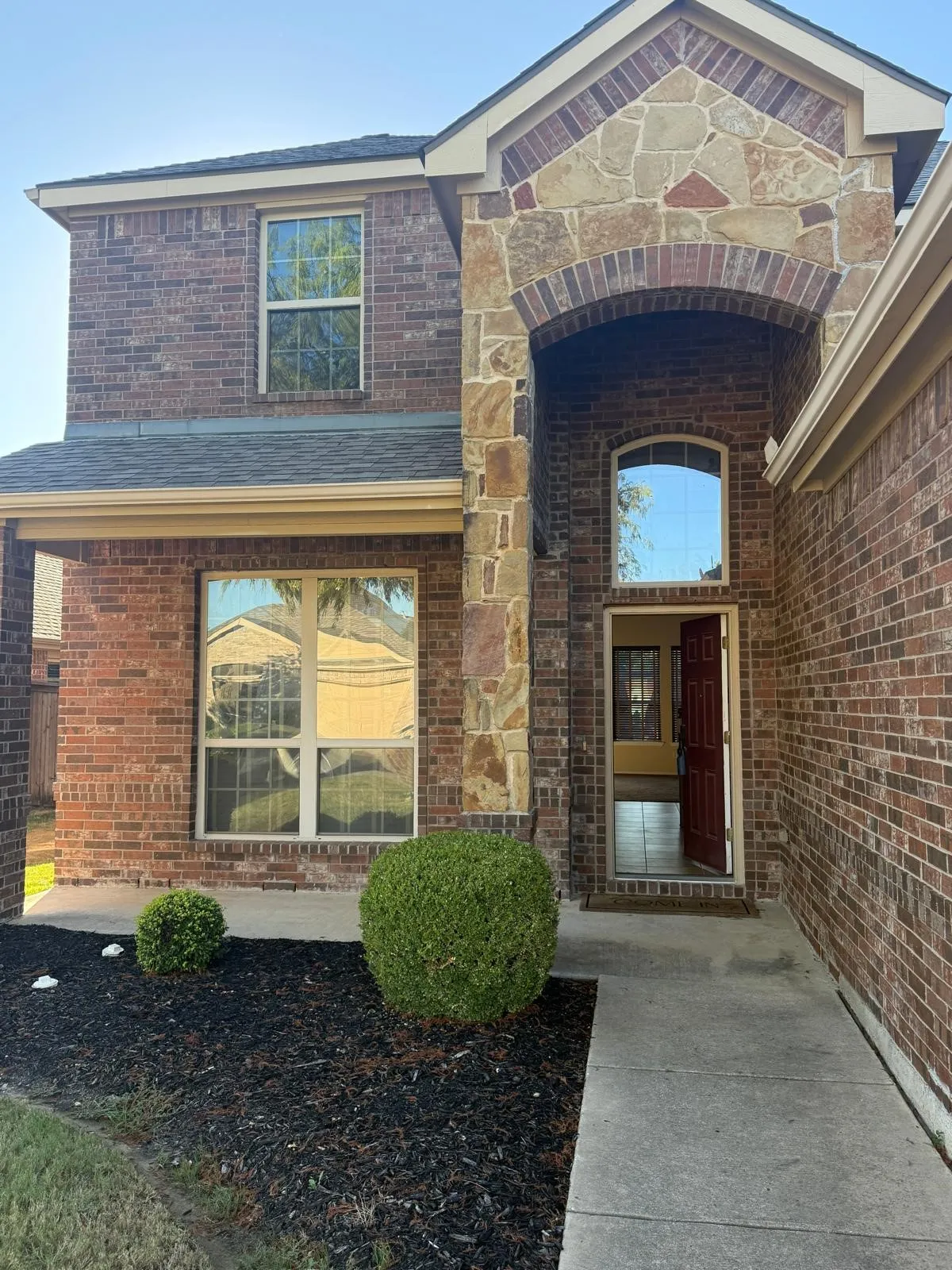 Single Family Residence For Rent in Collin County , 408 Riverstone Way, Mc Kinney, Texas 75072, 4 Bedroom, 3 Bathroom, 2 Garage spaces, 2,475 Sqft, built in 2012, mls#21387768, Real Estate Agent in Mc Kinney, Homes For Rent in Collin county, Homes For Rent in Mc Kinney, Realtor in Mc Kinney Texas, Real Estate Brokerage Independent Realty Texas, Luminita Cordes Realtor