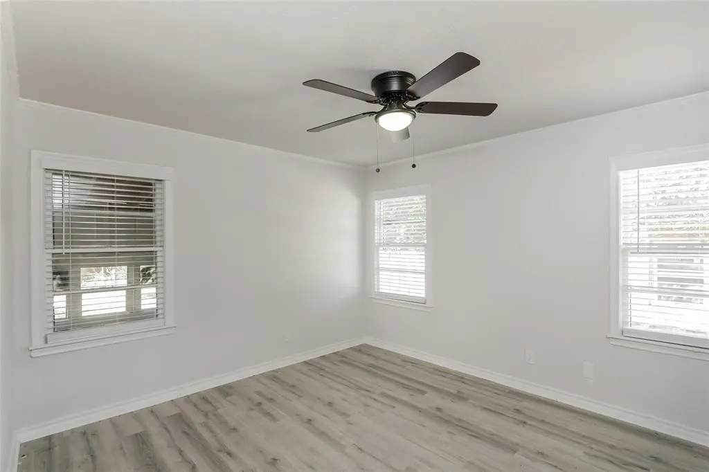 Single Family Residence For Rent in Dallas County , 309 Buhler Drive, Garland, Texas 75040, 4 Bedroom, 1 Bathroom, Garage spaces, 1,655 Sqft, built in 1949, mls#21387911, Real Estate Agent in Garland, Homes For Rent in Dallas county, Homes For Rent in Garland, Realtor in Garland Texas, Real Estate Brokerage Independent Realty Texas, Luminita Cordes Realtor