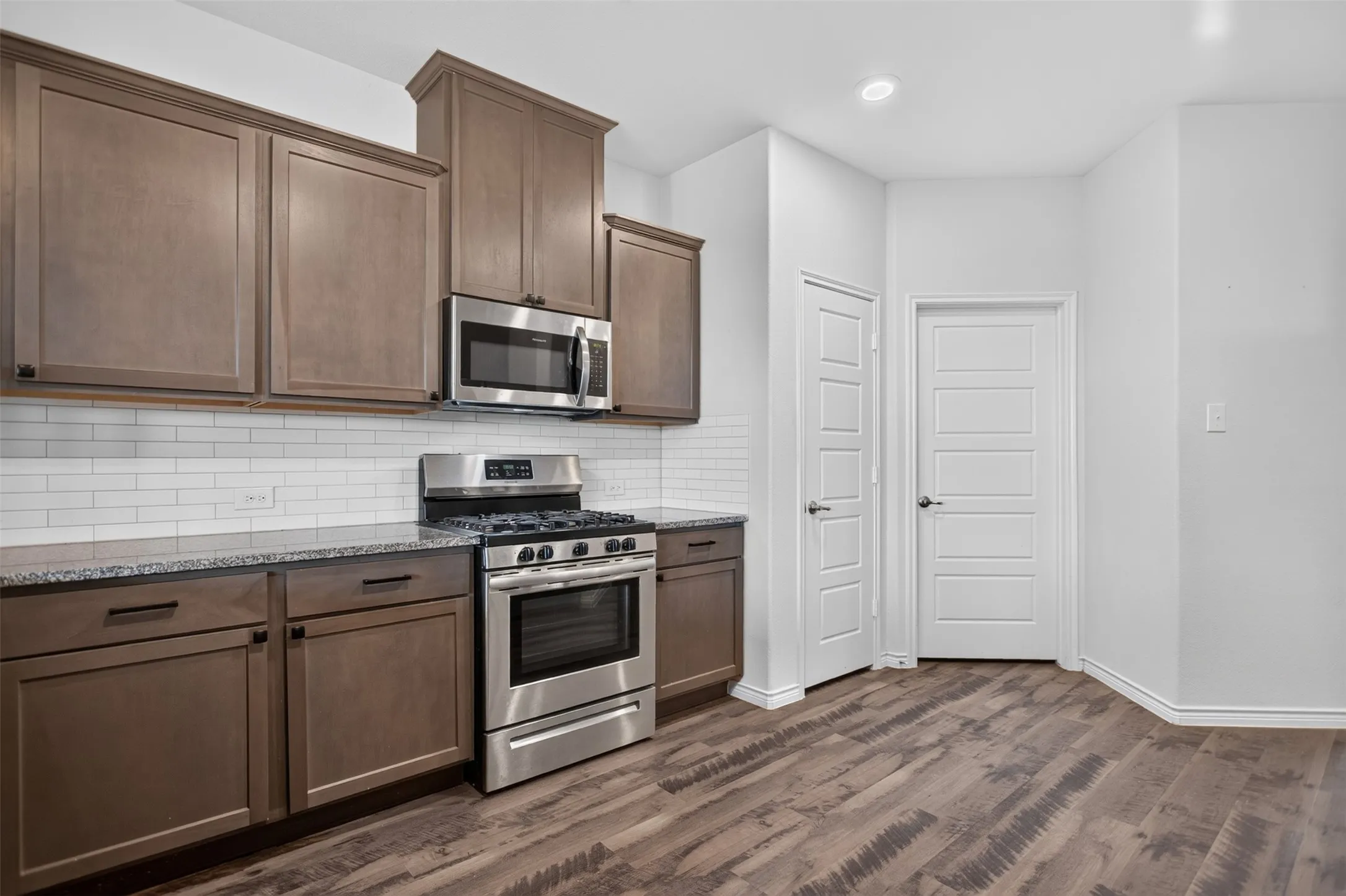 Single Family Residence For Sale in Collin County , 928 Slate Lane, Celina, Texas 75009, 4 Bedroom, 3 Bathroom, 2 Garage spaces, 2,652 Sqft, built in 2018, mls#21380319, Real Estate Agent in Celina, Homes For Sale in Collin county, Homes For Sale in Celina, Realtor in Celina Texas, Real Estate Brokerage Independent Realty Texas, Luminita Cordes Realtor