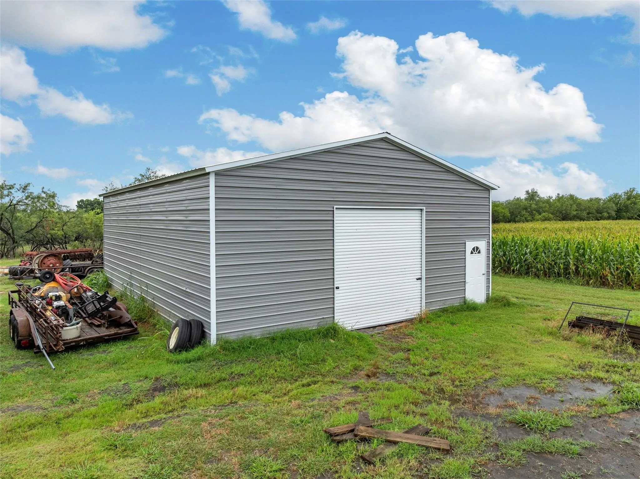 Single Family Residence For Sale in Hill County , 2851 Fm 339, Mount Calm, Texas 76673, 3 Bedroom, 1 Bathroom, 1 Garage spaces, 1,334 Sqft, built in 1991, mls#21387904, Real Estate Agent in Mount Calm, Homes For Sale in Hill county, Homes For Sale in Mount Calm, Realtor in Mount Calm Texas, Real Estate Brokerage Independent Realty Texas, Luminita Cordes Realtor