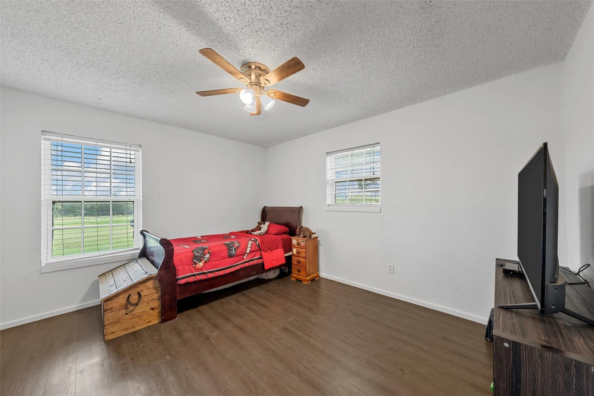 Single Family Residence For Sale in Hill County , 2851 Fm 339, Mount Calm, Texas 76673, 3 Bedroom, 1 Bathroom, 1 Garage spaces, 1,334 Sqft, built in 1991, mls#21387904, Real Estate Agent in Mount Calm, Homes For Sale in Hill county, Homes For Sale in Mount Calm, Realtor in Mount Calm Texas, Real Estate Brokerage Independent Realty Texas, Luminita Cordes Realtor
