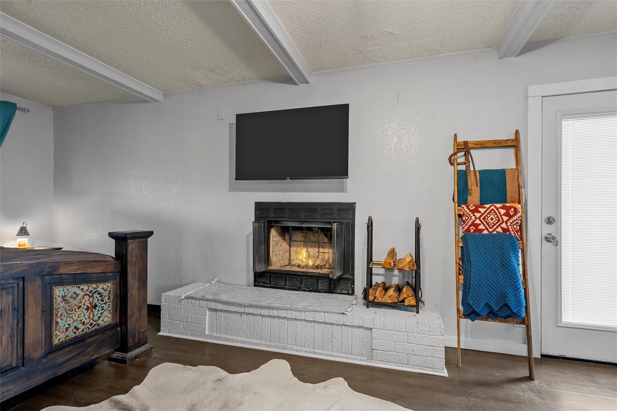Single Family Residence For Sale in Hill County , 2851 Fm 339, Mount Calm, Texas 76673, 3 Bedroom, 1 Bathroom, 1 Garage spaces, 1,334 Sqft, built in 1991, mls#21387904, Real Estate Agent in Mount Calm, Homes For Sale in Hill county, Homes For Sale in Mount Calm, Realtor in Mount Calm Texas, Real Estate Brokerage Independent Realty Texas, Luminita Cordes Realtor