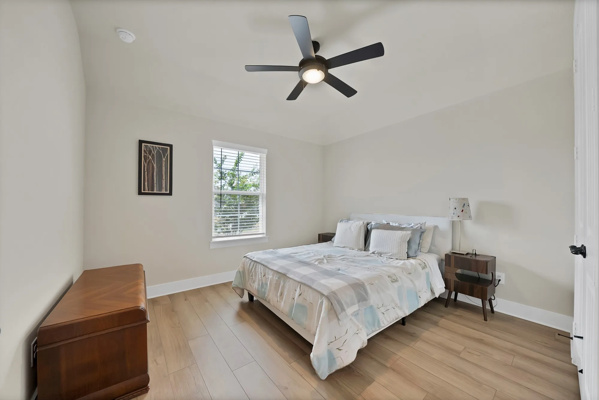 Single Family Residence For Sale in Grayson County , 3608 Horseshoe Drive, Van Alstyne, Texas 75495, 4 Bedroom, 3 Bathroom, 3 Garage spaces, 2,775 Sqft, built in 2023, mls#21385568, Real Estate Agent in Van Alstyne, Homes For Sale in Grayson county, Homes For Sale in Van Alstyne, Realtor in Van Alstyne Texas, Real Estate Brokerage Independent Realty Texas, Luminita Cordes Realtor