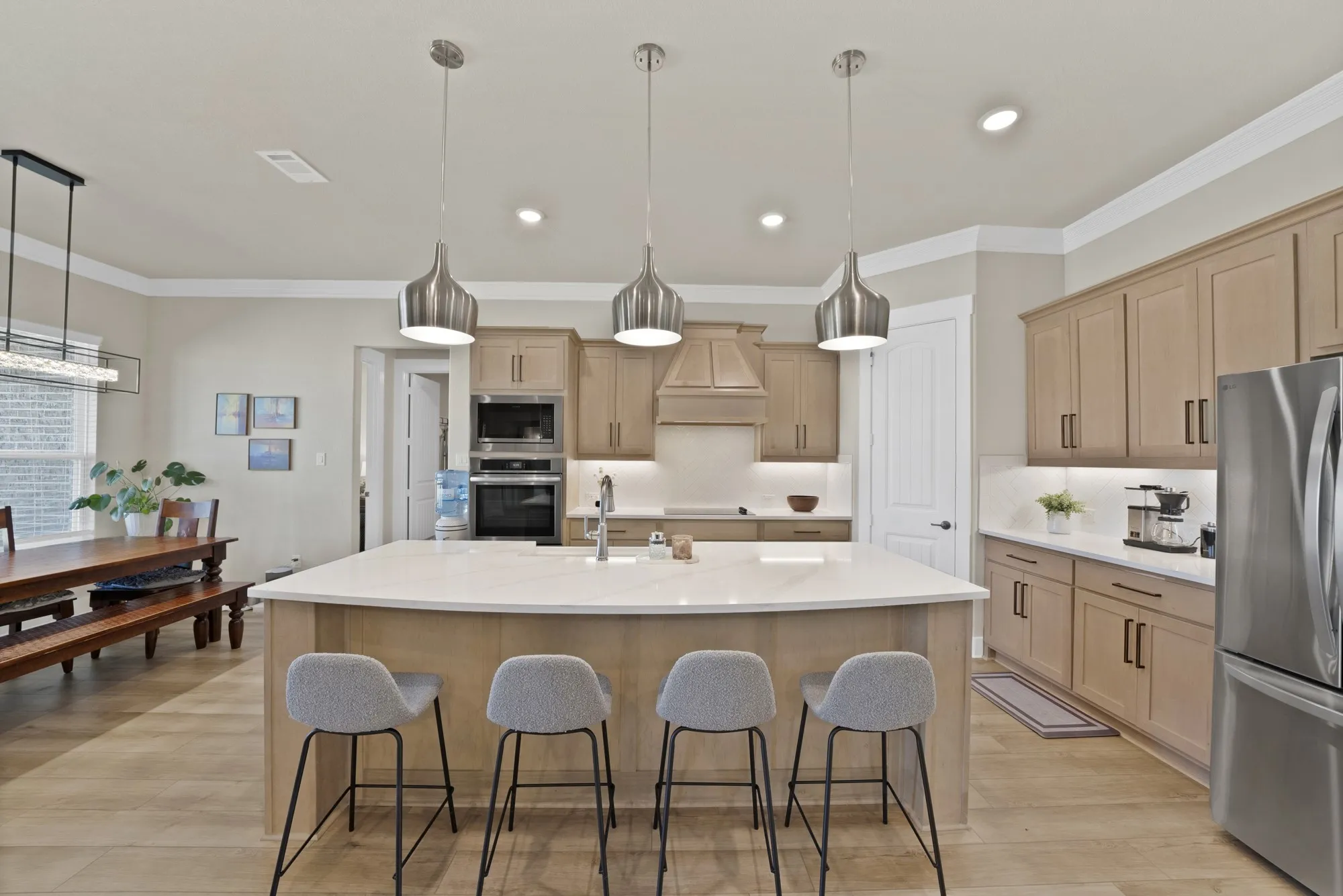 Single Family Residence For Sale in Grayson County , 3608 Horseshoe Drive, Van Alstyne, Texas 75495, 4 Bedroom, 3 Bathroom, 3 Garage spaces, 2,775 Sqft, built in 2023, mls#21385568, Real Estate Agent in Van Alstyne, Homes For Sale in Grayson county, Homes For Sale in Van Alstyne, Realtor in Van Alstyne Texas, Real Estate Brokerage Independent Realty Texas, Luminita Cordes Realtor