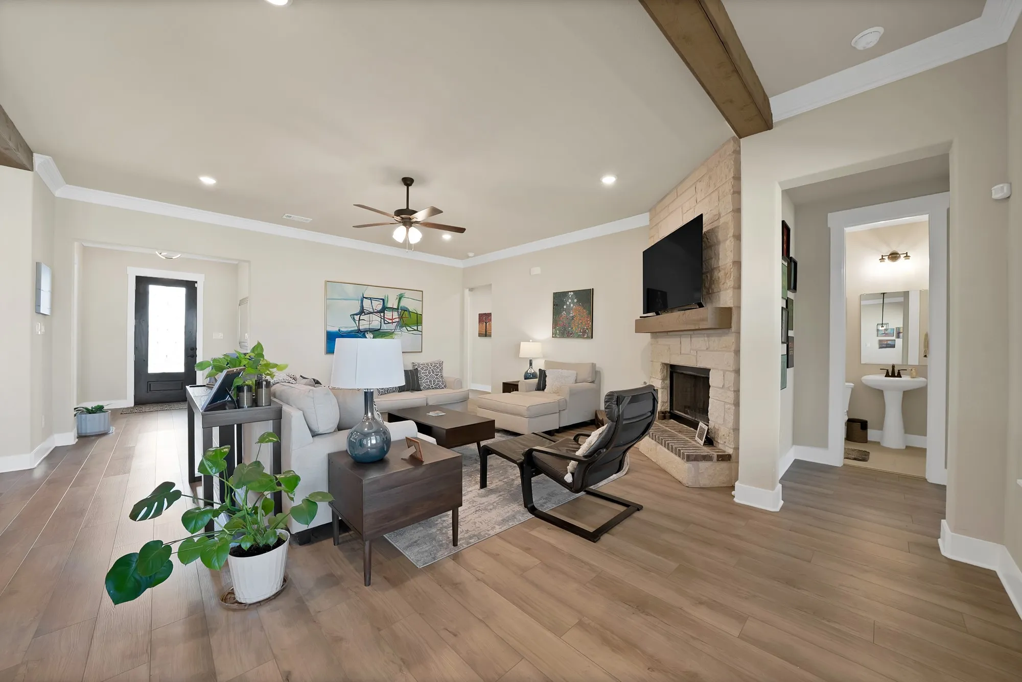 Single Family Residence For Sale in Grayson County , 3608 Horseshoe Drive, Van Alstyne, Texas 75495, 4 Bedroom, 3 Bathroom, 3 Garage spaces, 2,775 Sqft, built in 2023, mls#21385568, Real Estate Agent in Van Alstyne, Homes For Sale in Grayson county, Homes For Sale in Van Alstyne, Realtor in Van Alstyne Texas, Real Estate Brokerage Independent Realty Texas, Luminita Cordes Realtor