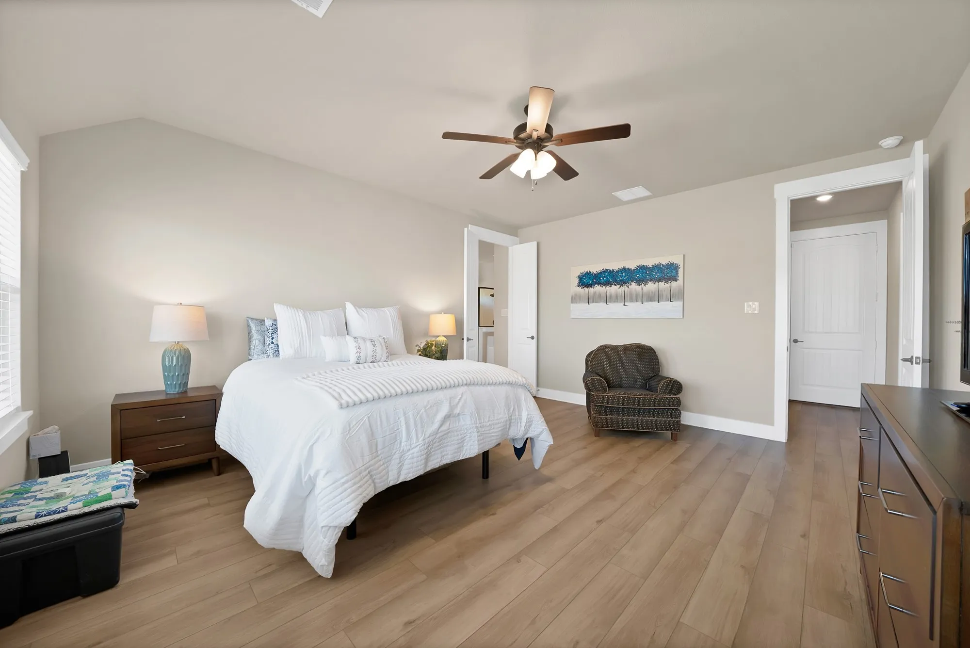 Single Family Residence For Sale in Grayson County , 3608 Horseshoe Drive, Van Alstyne, Texas 75495, 4 Bedroom, 3 Bathroom, 3 Garage spaces, 2,775 Sqft, built in 2023, mls#21385568, Real Estate Agent in Van Alstyne, Homes For Sale in Grayson county, Homes For Sale in Van Alstyne, Realtor in Van Alstyne Texas, Real Estate Brokerage Independent Realty Texas, Luminita Cordes Realtor