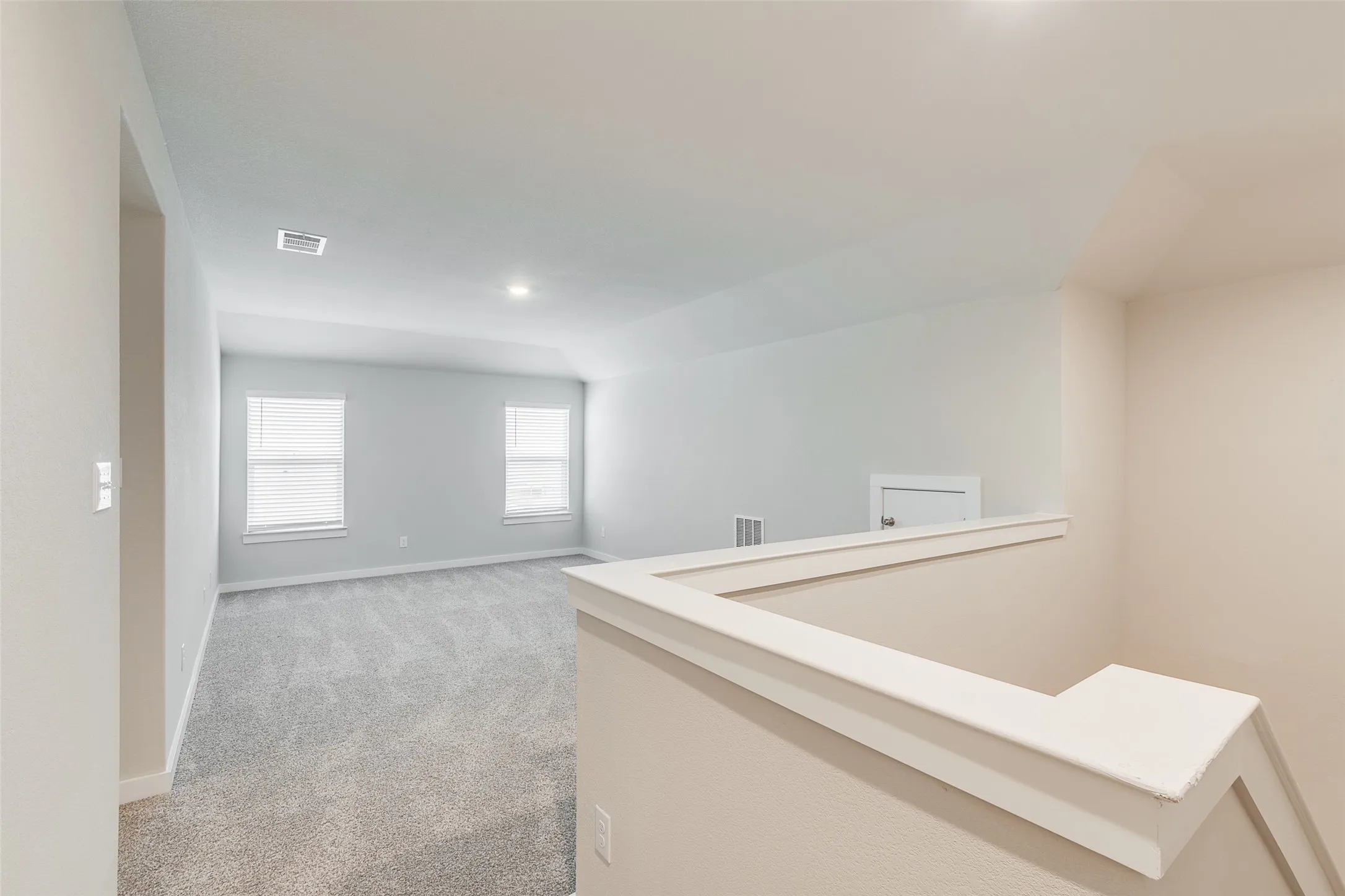 Single Family Residence For Rent in Johnson County , 644 Turtle Creek Park Trail, Alvarado, Texas 76009, 5 Bedroom, 3 Bathroom, 2 Garage spaces, 2,772 Sqft, built in 2022, mls#21387916, Real Estate Agent in Alvarado, Homes For Rent in Johnson county, Homes For Rent in Alvarado, Realtor in Alvarado Texas, Real Estate Brokerage Independent Realty Texas, Luminita Cordes Realtor