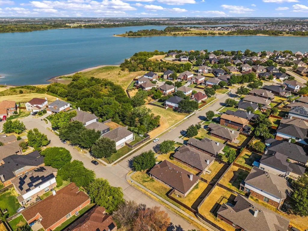 For Sale in Denton County , 2721 Lone Ranger Trail, Little Elm, Texas 75068, 0, 0, 2 Garage spaces, 0 Sqft, built in 2005, mls#21381889, Real Estate Agent in Little Elm, Homes For Sale in Denton county, Homes For Sale in Little Elm, Realtor in Little Elm Texas, Real Estate Brokerage Independent Realty Texas, Luminita Cordes Realtor