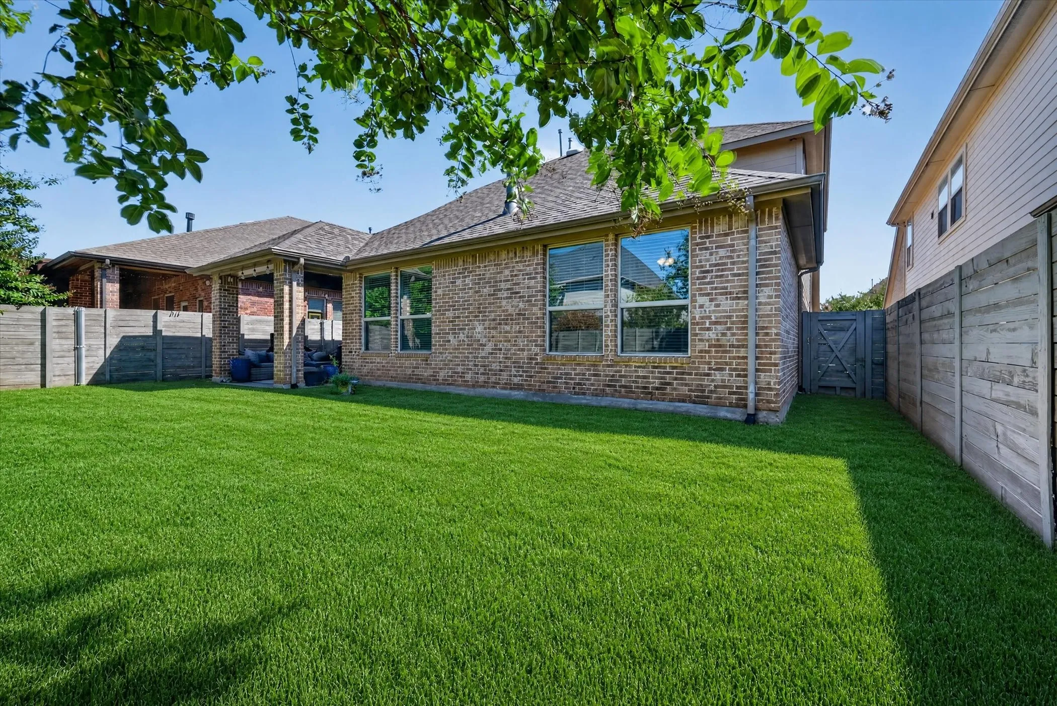 Single Family Residence For Sale in Denton County , 1224 9th Street, Argyle, Texas 76226, 4 Bedroom, 3 Bathroom, 2 Garage spaces, 2,787 Sqft, built in 2017, mls#21381768, Real Estate Agent in Argyle, Homes For Sale in Denton county, Homes For Sale in Argyle, Realtor in Argyle Texas, Real Estate Brokerage Independent Realty Texas, Luminita Cordes Realtor