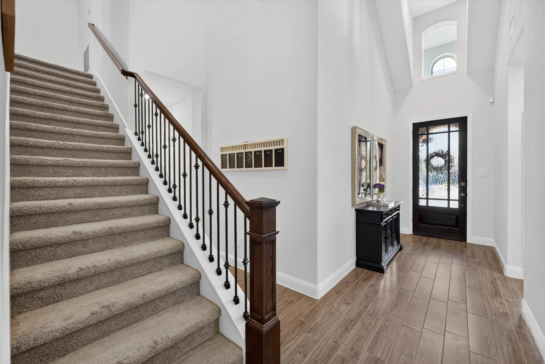 Single Family Residence For Sale in Denton County , 1224 9th Street, Argyle, Texas 76226, 4 Bedroom, 3 Bathroom, 2 Garage spaces, 2,787 Sqft, built in 2017, mls#21381768, Real Estate Agent in Argyle, Homes For Sale in Denton county, Homes For Sale in Argyle, Realtor in Argyle Texas, Real Estate Brokerage Independent Realty Texas, Luminita Cordes Realtor