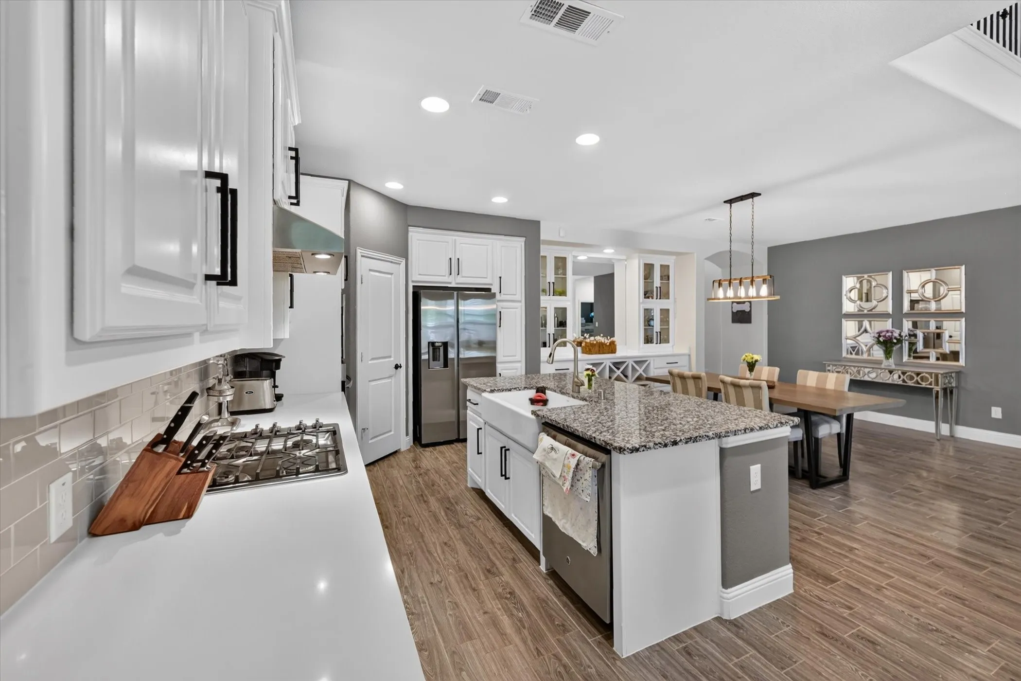 Single Family Residence For Sale in Denton County , 1224 9th Street, Argyle, Texas 76226, 4 Bedroom, 3 Bathroom, 2 Garage spaces, 2,787 Sqft, built in 2017, mls#21381768, Real Estate Agent in Argyle, Homes For Sale in Denton county, Homes For Sale in Argyle, Realtor in Argyle Texas, Real Estate Brokerage Independent Realty Texas, Luminita Cordes Realtor