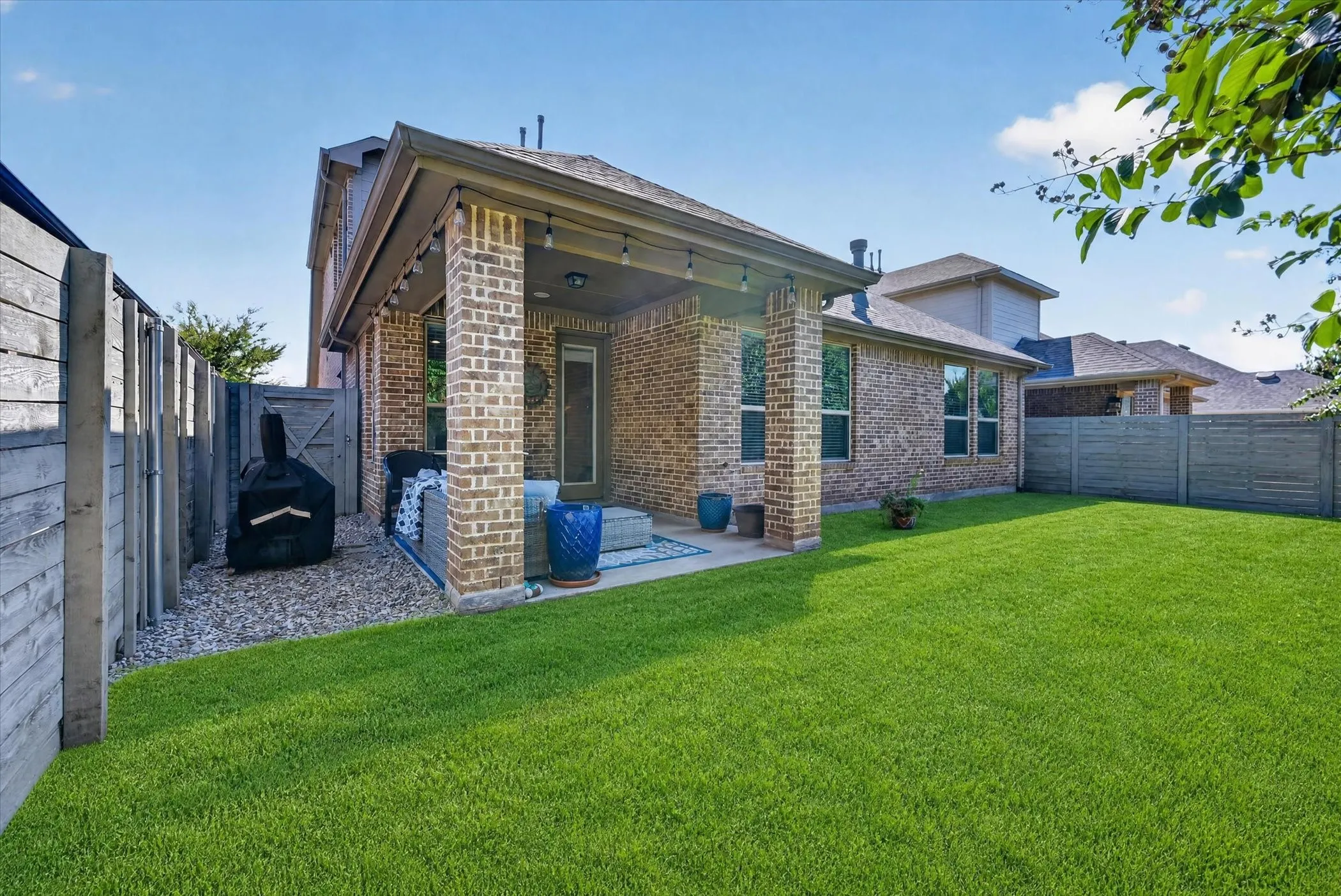 Single Family Residence For Sale in Denton County , 1224 9th Street, Argyle, Texas 76226, 4 Bedroom, 3 Bathroom, 2 Garage spaces, 2,787 Sqft, built in 2017, mls#21381768, Real Estate Agent in Argyle, Homes For Sale in Denton county, Homes For Sale in Argyle, Realtor in Argyle Texas, Real Estate Brokerage Independent Realty Texas, Luminita Cordes Realtor