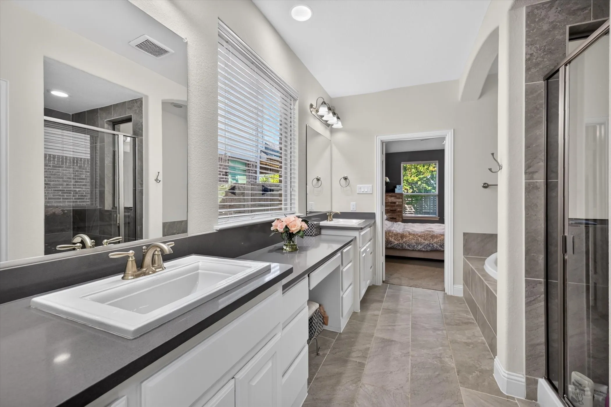Single Family Residence For Sale in Denton County , 1224 9th Street, Argyle, Texas 76226, 4 Bedroom, 3 Bathroom, 2 Garage spaces, 2,787 Sqft, built in 2017, mls#21381768, Real Estate Agent in Argyle, Homes For Sale in Denton county, Homes For Sale in Argyle, Realtor in Argyle Texas, Real Estate Brokerage Independent Realty Texas, Luminita Cordes Realtor