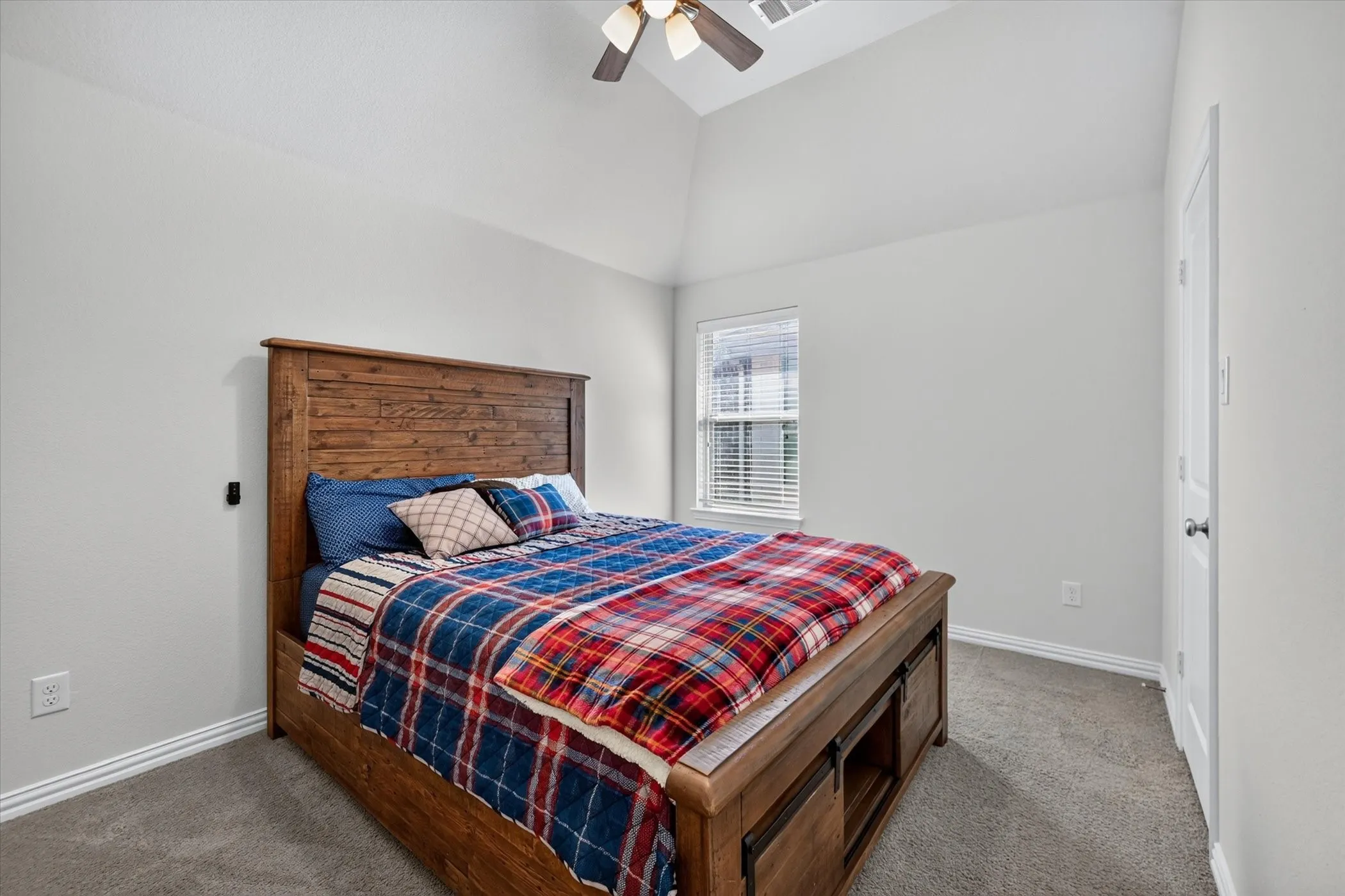 Single Family Residence For Sale in Denton County , 1224 9th Street, Argyle, Texas 76226, 4 Bedroom, 3 Bathroom, 2 Garage spaces, 2,787 Sqft, built in 2017, mls#21381768, Real Estate Agent in Argyle, Homes For Sale in Denton county, Homes For Sale in Argyle, Realtor in Argyle Texas, Real Estate Brokerage Independent Realty Texas, Luminita Cordes Realtor