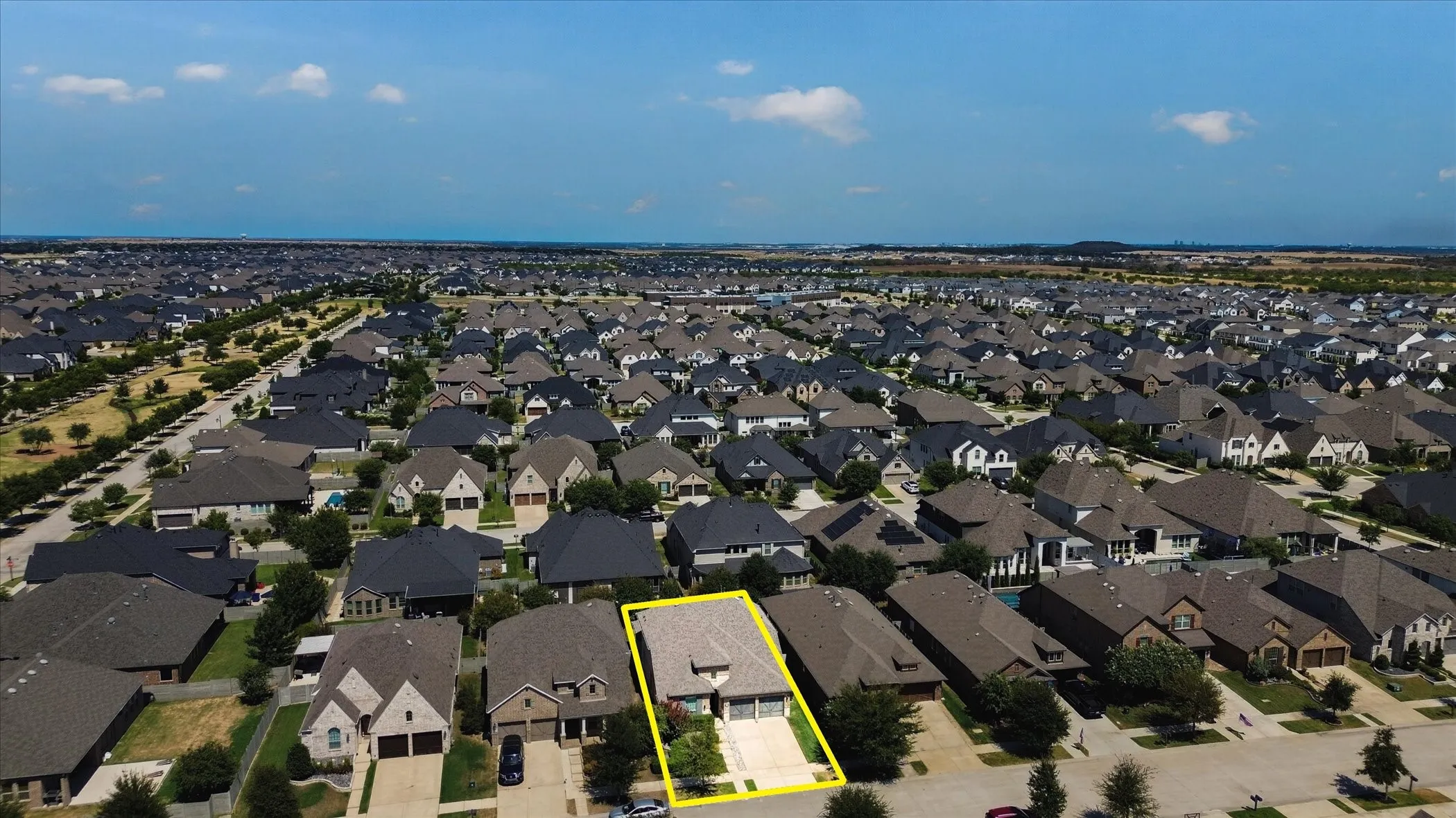 Single Family Residence For Sale in Denton County , 1224 9th Street, Argyle, Texas 76226, 4 Bedroom, 3 Bathroom, 2 Garage spaces, 2,787 Sqft, built in 2017, mls#21381768, Real Estate Agent in Argyle, Homes For Sale in Denton county, Homes For Sale in Argyle, Realtor in Argyle Texas, Real Estate Brokerage Independent Realty Texas, Luminita Cordes Realtor