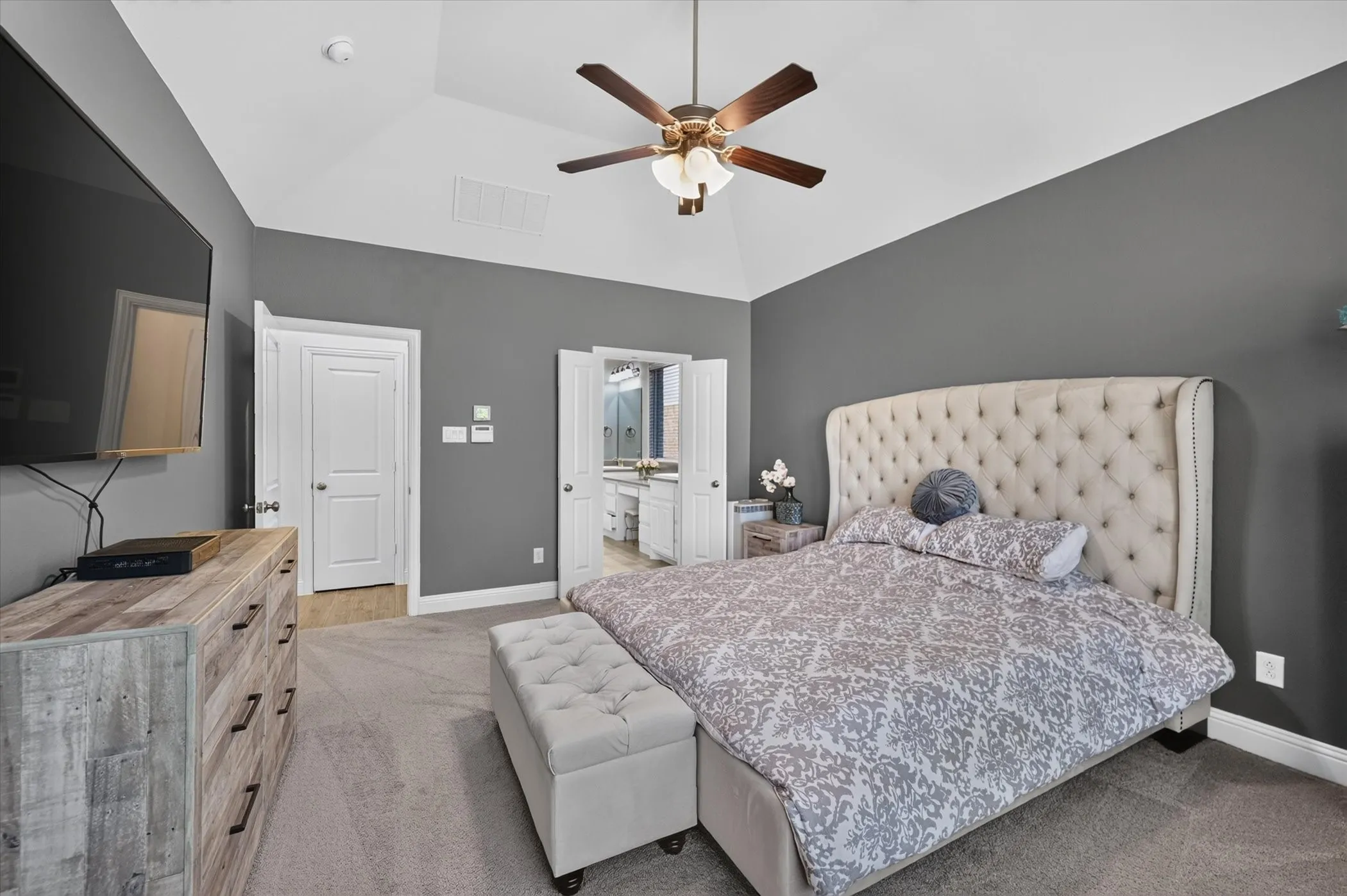Single Family Residence For Sale in Denton County , 1224 9th Street, Argyle, Texas 76226, 4 Bedroom, 3 Bathroom, 2 Garage spaces, 2,787 Sqft, built in 2017, mls#21381768, Real Estate Agent in Argyle, Homes For Sale in Denton county, Homes For Sale in Argyle, Realtor in Argyle Texas, Real Estate Brokerage Independent Realty Texas, Luminita Cordes Realtor