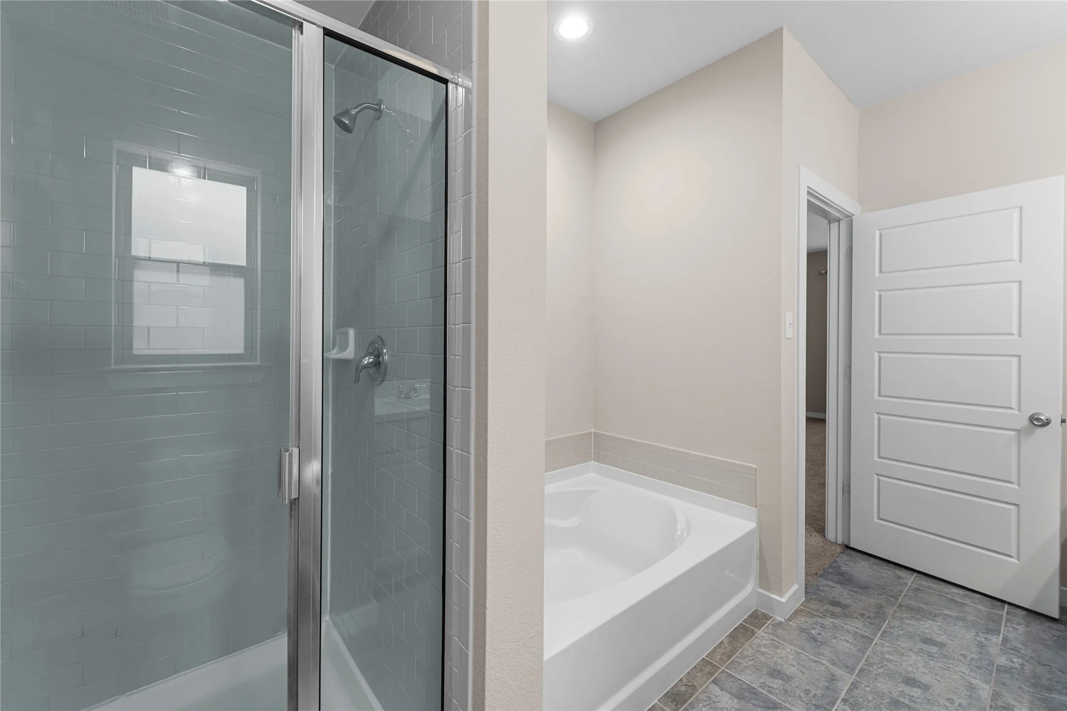 Single Family Residence For Rent in Kaufman County , 1296 Carlsbad Drive, Forney, Texas 75126, 5 Bedroom, 3 Bathroom, 2 Garage spaces, 2,752 Sqft, built in 2017, mls#21387875, Real Estate Agent in Forney, Homes For Rent in Kaufman county, Homes For Rent in Forney, Realtor in Forney Texas, Real Estate Brokerage Independent Realty Texas, Luminita Cordes Realtor