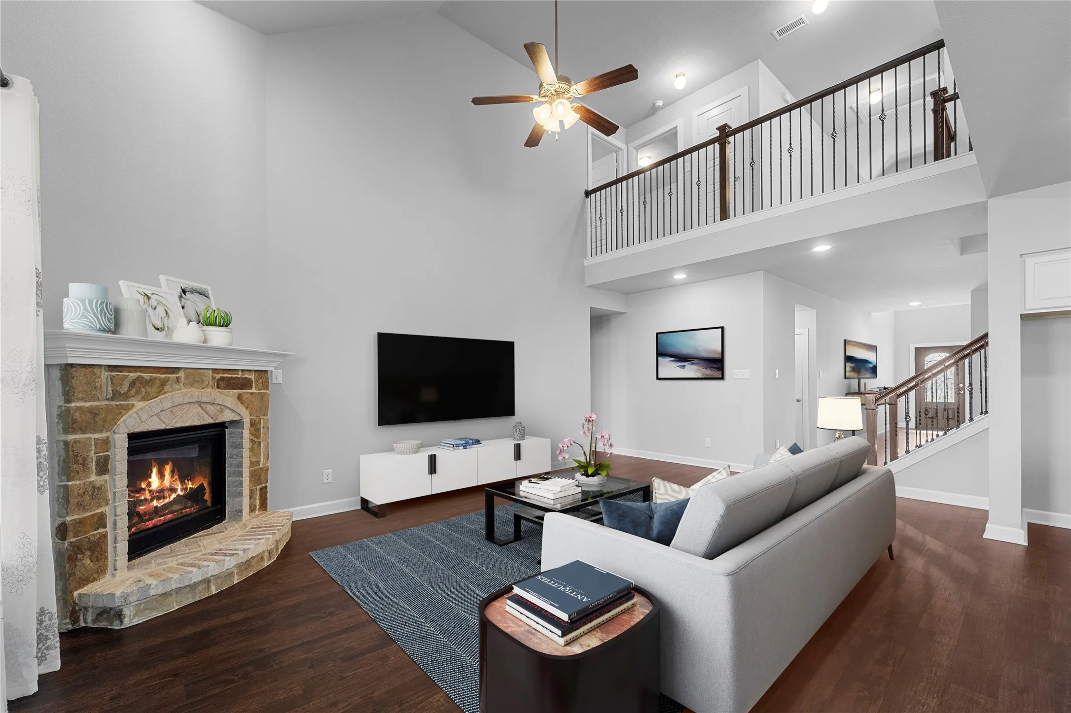 Single Family Residence For Rent in Kaufman County , 1296 Carlsbad Drive, Forney, Texas 75126, 5 Bedroom, 3 Bathroom, 2 Garage spaces, 2,752 Sqft, built in 2017, mls#21387875, Real Estate Agent in Forney, Homes For Rent in Kaufman county, Homes For Rent in Forney, Realtor in Forney Texas, Real Estate Brokerage Independent Realty Texas, Luminita Cordes Realtor