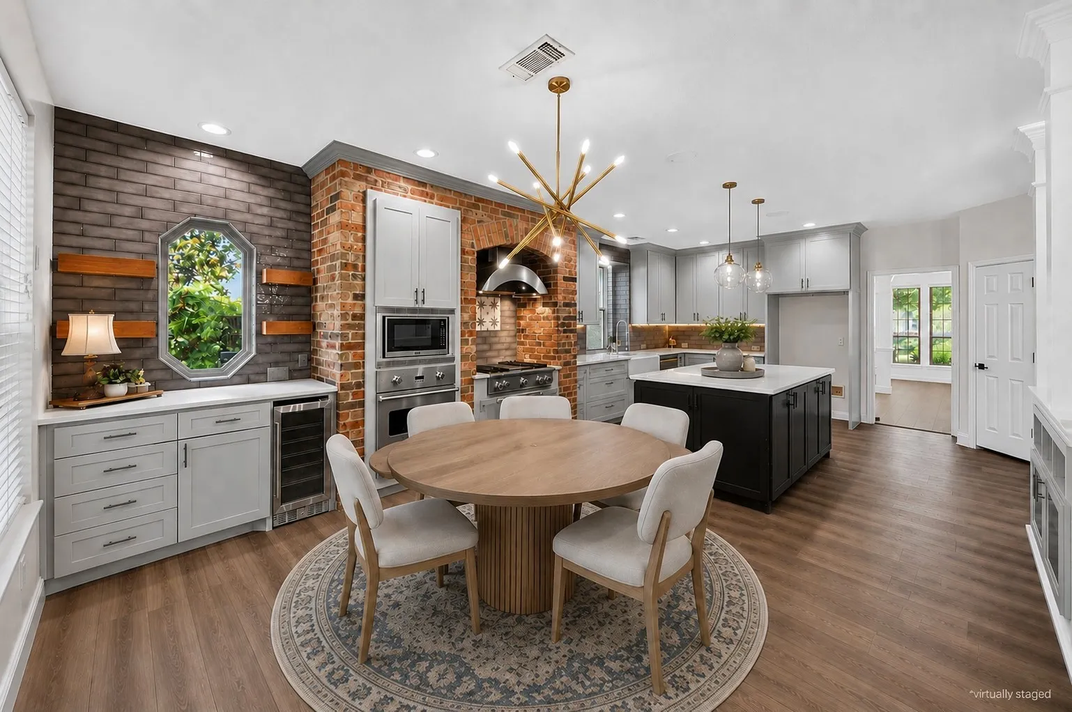 Single Family Residence For Sale in Collin County , 5805 Glenmore Drive, Parker, Texas 75002, 4 Bedroom, 4 Bathroom, 3 Garage spaces, 3,938 Sqft, built in 2002, mls#21387899, Real Estate Agent in Parker, Homes For Sale in Collin county, Homes For Sale in Parker, Realtor in Parker Texas, Real Estate Brokerage Independent Realty Texas, Luminita Cordes Realtor
