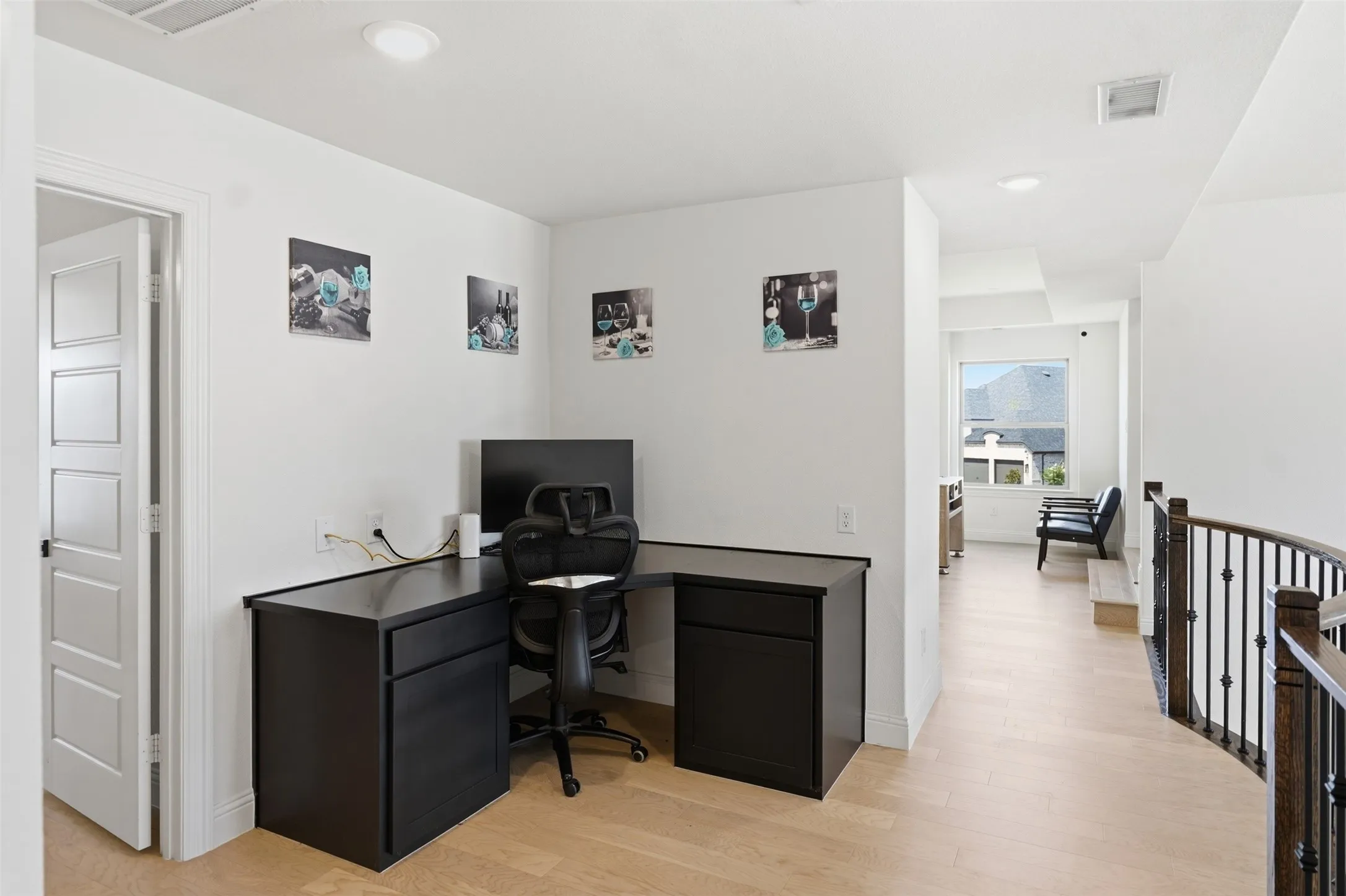 Work Station - Upstairs
