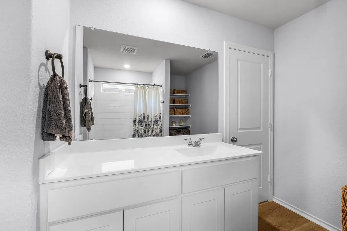 Single Family Residence For Sale in Tarrant County , 9509 Golden Summit Drive, Fort Worth, Texas 76131, 3 Bedroom, 2 Bathroom, 2 Garage spaces, 1,614 Sqft, built in 2023, mls#21387923, Real Estate Agent in Fort Worth, Homes For Sale in Tarrant county, Homes For Sale in Fort Worth, Realtor in Fort Worth Texas, Real Estate Brokerage Independent Realty Texas, Luminita Cordes Realtor