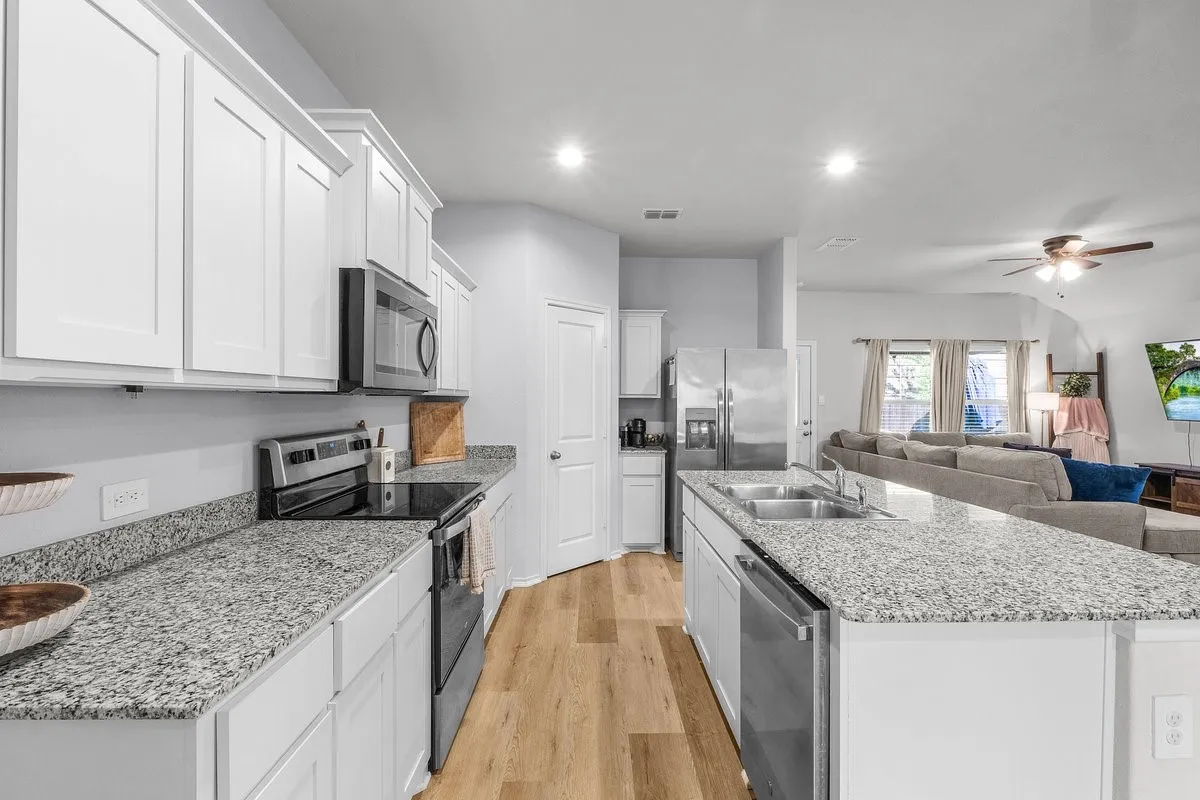 Single Family Residence For Sale in Tarrant County , 9509 Golden Summit Drive, Fort Worth, Texas 76131, 3 Bedroom, 2 Bathroom, 2 Garage spaces, 1,614 Sqft, built in 2023, mls#21387923, Real Estate Agent in Fort Worth, Homes For Sale in Tarrant county, Homes For Sale in Fort Worth, Realtor in Fort Worth Texas, Real Estate Brokerage Independent Realty Texas, Luminita Cordes Realtor