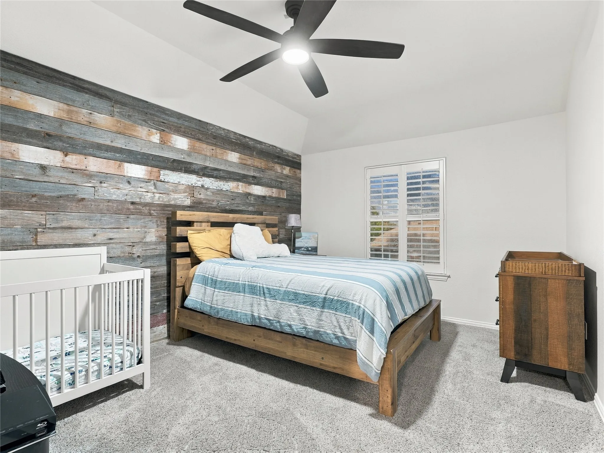 Single Family Residence For Sale in Denton County , 6436 Landmark Trail, The Colony, Texas 75056, 5 Bedroom, 3 Bathroom, 2 Garage spaces, 3,766 Sqft, built in 2001, mls#21387085, Real Estate Agent in The Colony, Homes For Sale in Denton county, Homes For Sale in The Colony, Realtor in The Colony Texas, Real Estate Brokerage Independent Realty Texas, Luminita Cordes Realtor
