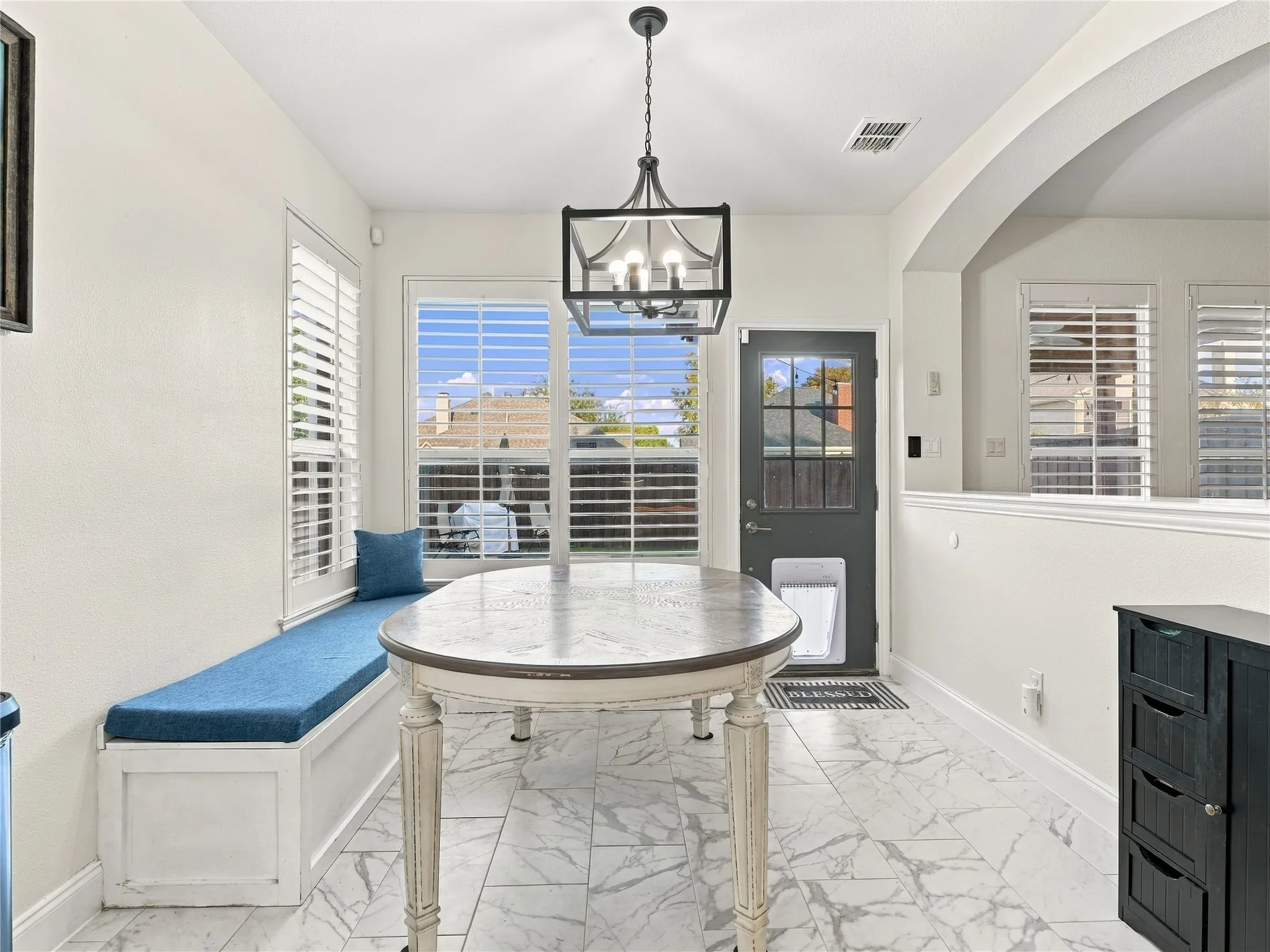 Single Family Residence For Sale in Denton County , 6436 Landmark Trail, The Colony, Texas 75056, 5 Bedroom, 3 Bathroom, 2 Garage spaces, 3,766 Sqft, built in 2001, mls#21387085, Real Estate Agent in The Colony, Homes For Sale in Denton county, Homes For Sale in The Colony, Realtor in The Colony Texas, Real Estate Brokerage Independent Realty Texas, Luminita Cordes Realtor