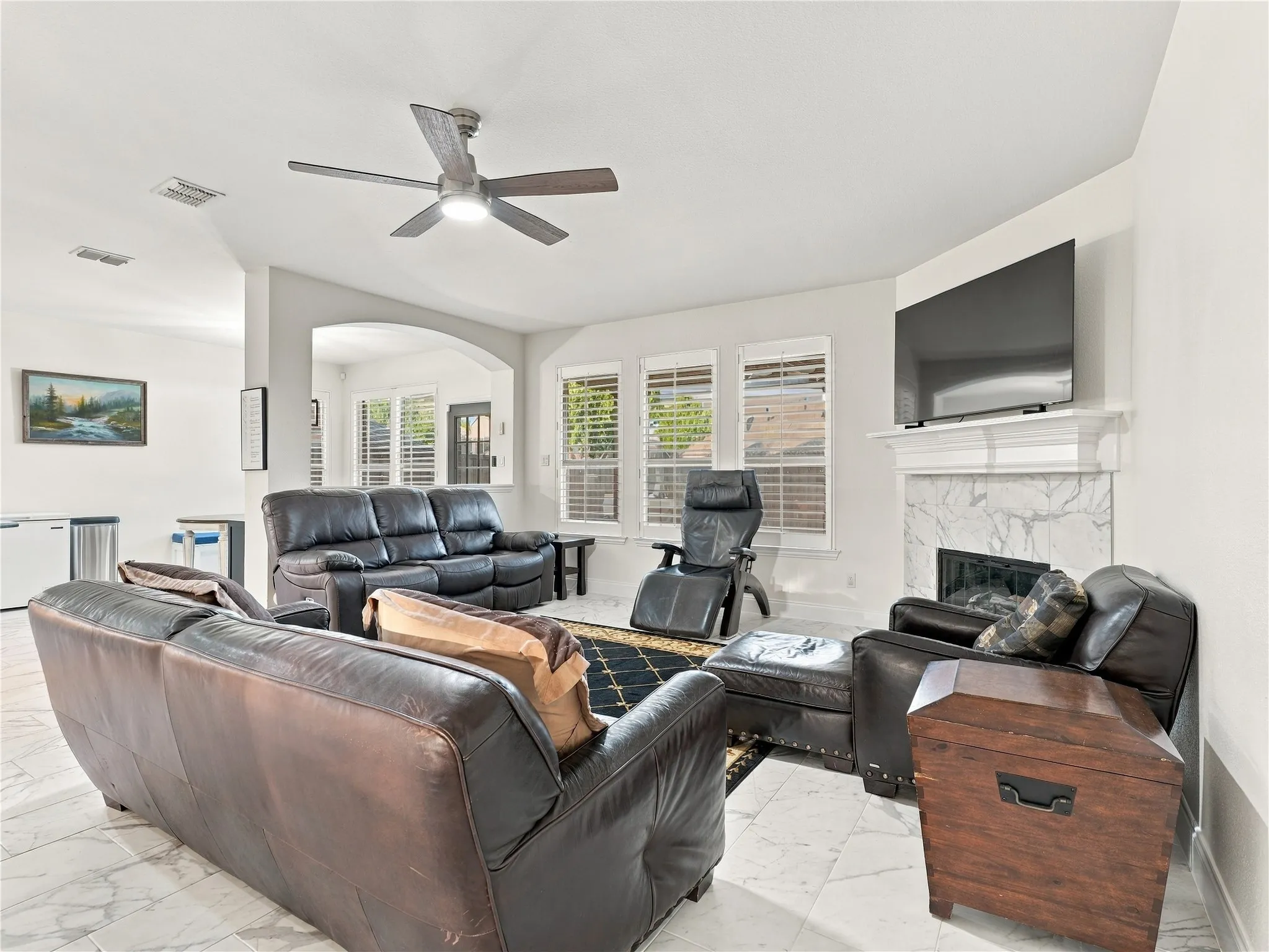 Single Family Residence For Sale in Denton County , 6436 Landmark Trail, The Colony, Texas 75056, 5 Bedroom, 3 Bathroom, 2 Garage spaces, 3,766 Sqft, built in 2001, mls#21387085, Real Estate Agent in The Colony, Homes For Sale in Denton county, Homes For Sale in The Colony, Realtor in The Colony Texas, Real Estate Brokerage Independent Realty Texas, Luminita Cordes Realtor