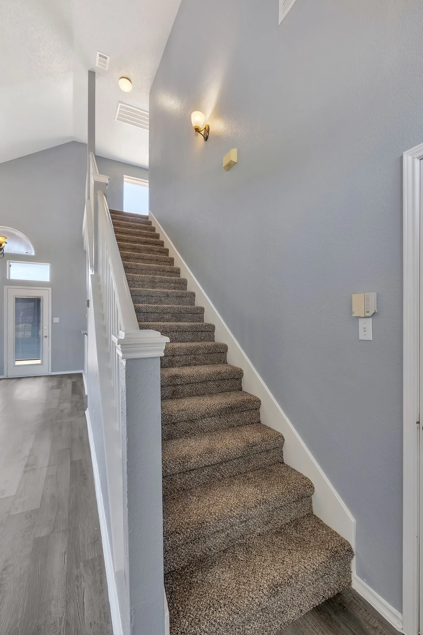 Single Family Residence For Rent in Ellis County , 3226 Eagle Lane, Midlothian, Texas 76065, 3 Bedroom, 3 Bathroom, 2 Garage spaces, 1,499 Sqft, built in 2000, mls#21387910, Real Estate Agent in Midlothian, Homes For Rent in Ellis county, Homes For Rent in Midlothian, Realtor in Midlothian Texas, Real Estate Brokerage Independent Realty Texas, Luminita Cordes Realtor