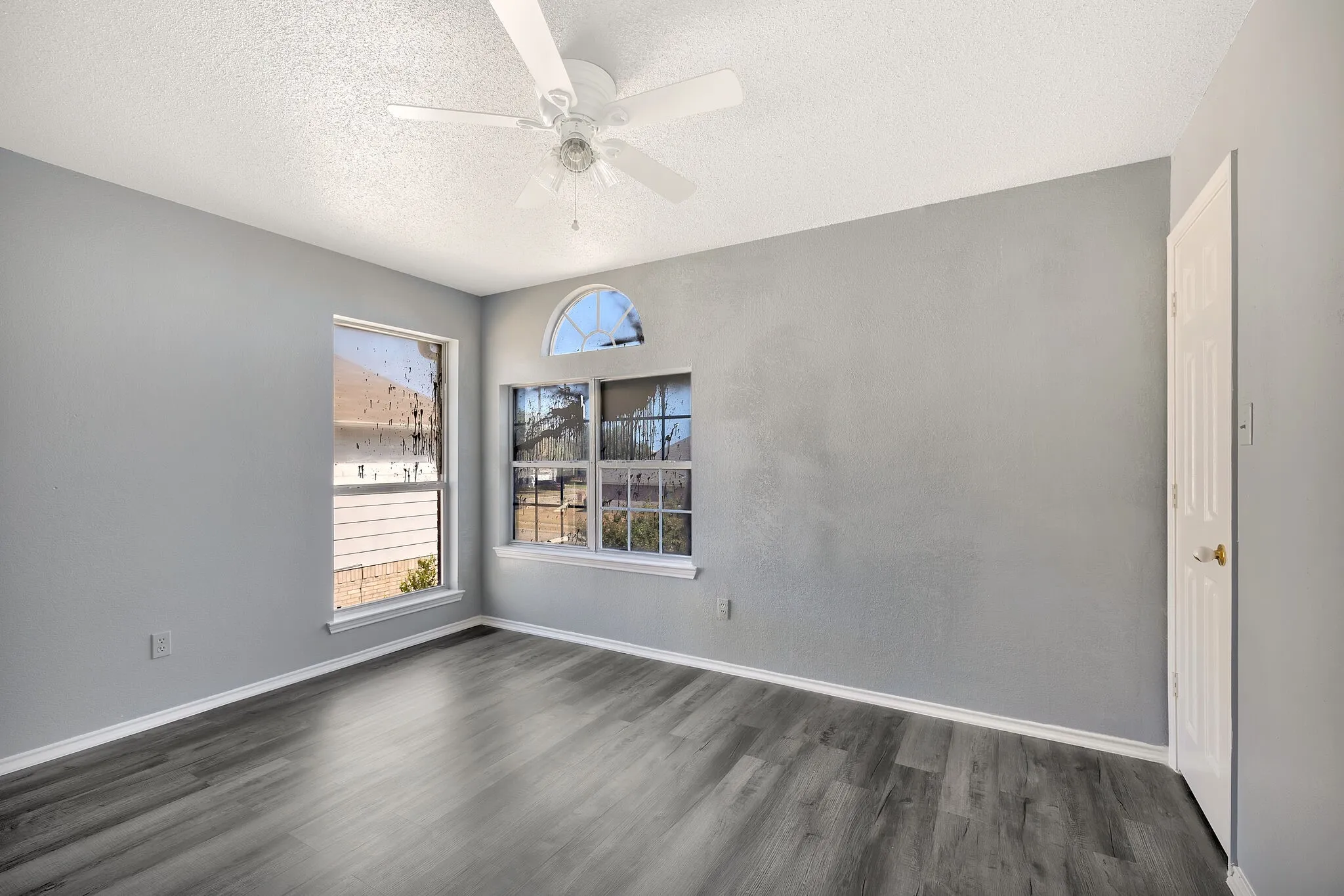 Single Family Residence For Rent in Ellis County , 3226 Eagle Lane, Midlothian, Texas 76065, 3 Bedroom, 3 Bathroom, 2 Garage spaces, 1,499 Sqft, built in 2000, mls#21387910, Real Estate Agent in Midlothian, Homes For Rent in Ellis county, Homes For Rent in Midlothian, Realtor in Midlothian Texas, Real Estate Brokerage Independent Realty Texas, Luminita Cordes Realtor